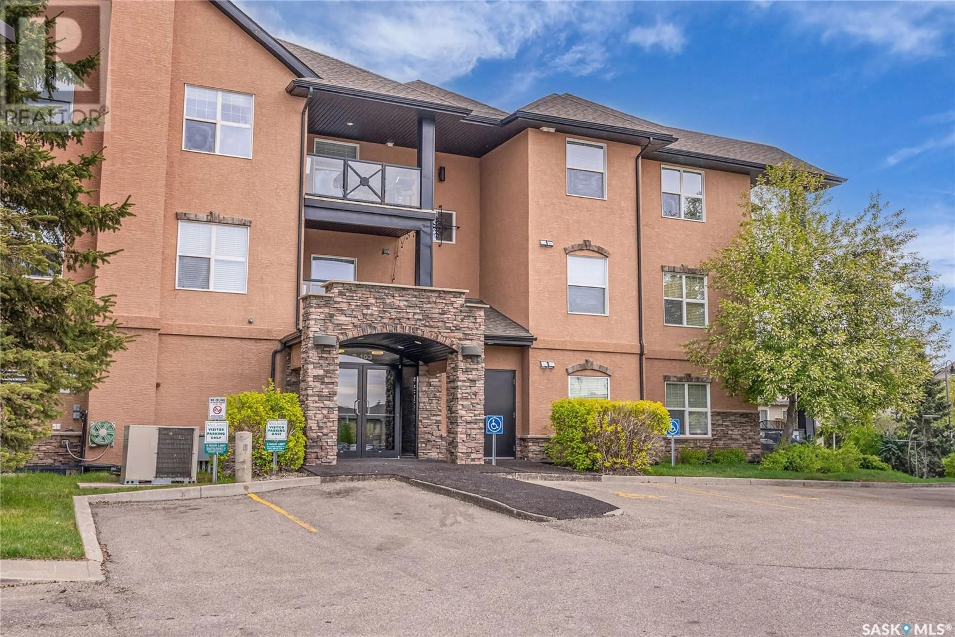 Patio, unknown for B206 - 103 WELLMAN CRESCENT, Saskatoon Saskatchewan S7T0C1