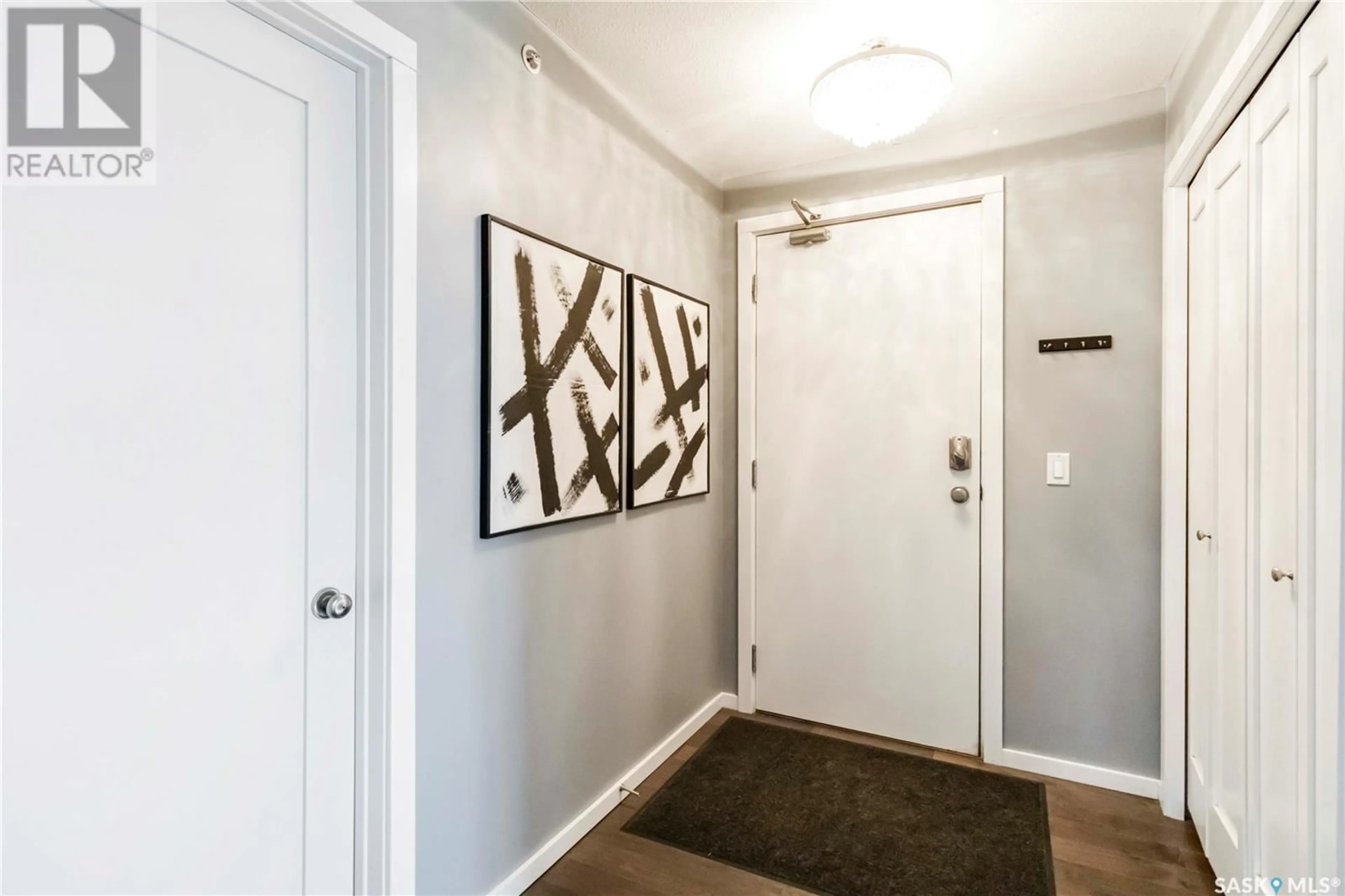 Indoor entryway for 230 - 409 SLIMMON ROAD, Saskatoon Saskatchewan S7V0B3