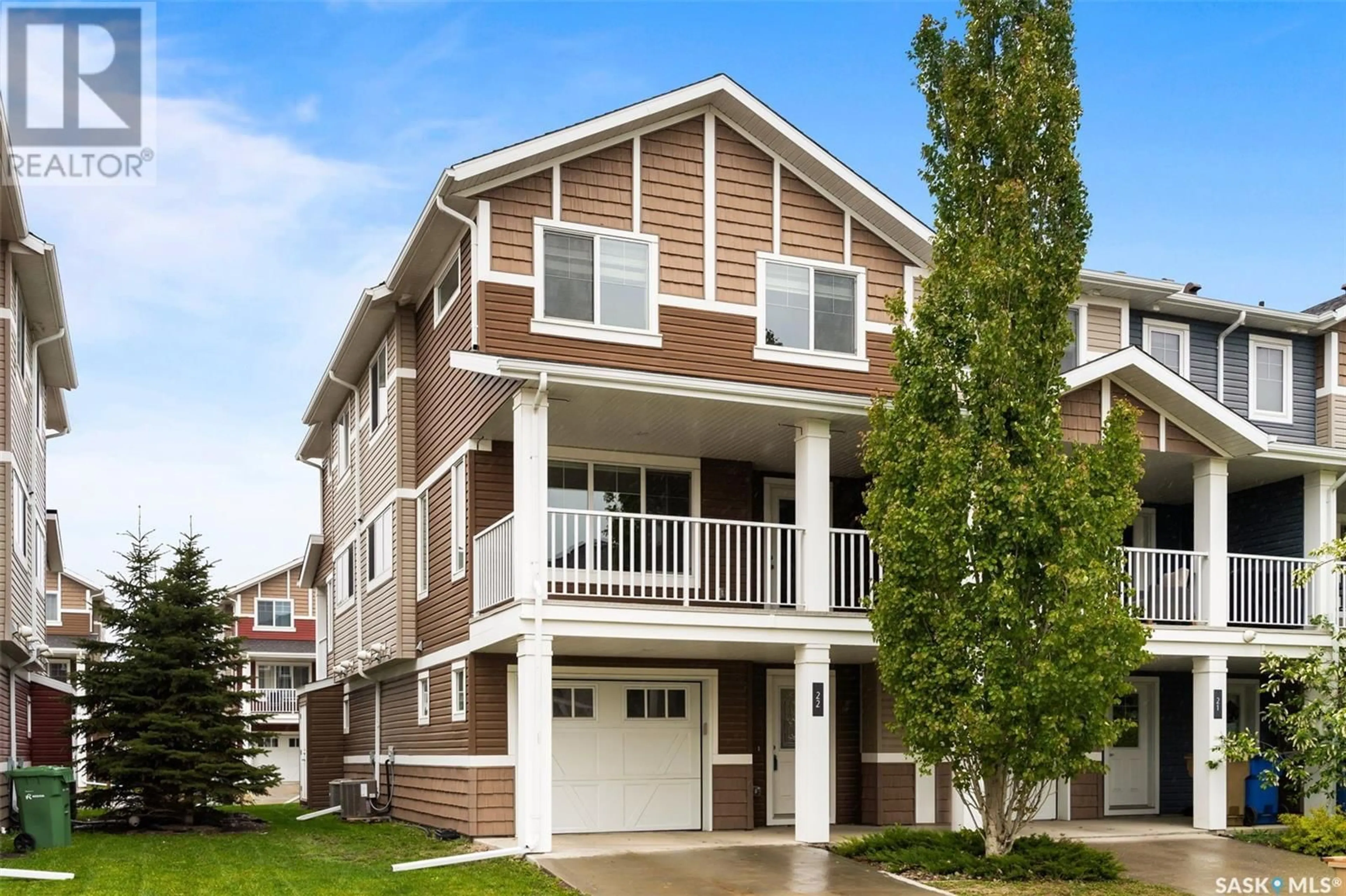 Home with vinyl exterior material, street for 22 4537 DELHAYE WAY, Regina Saskatchewan S4W0M2