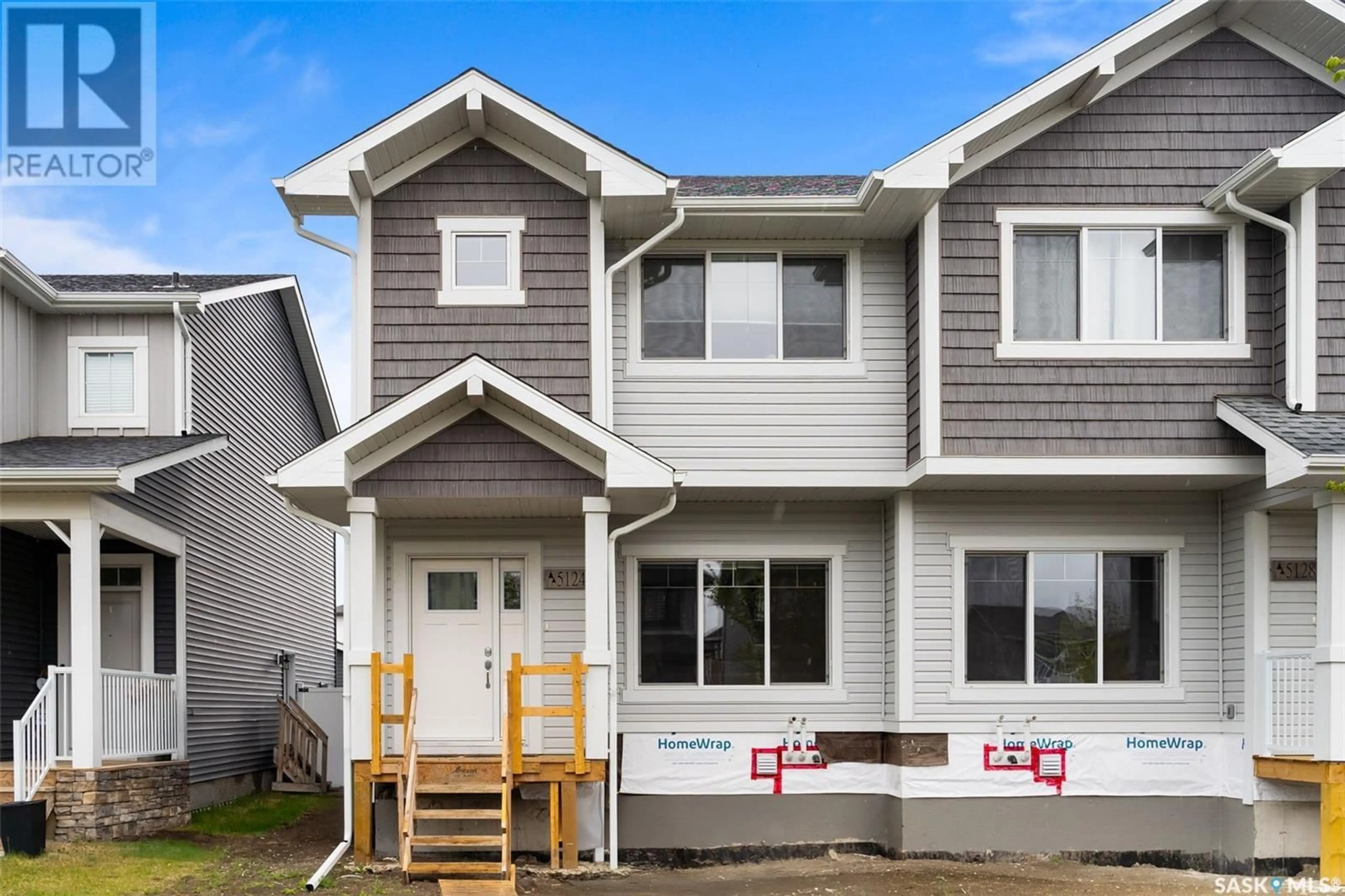 Home with vinyl exterior material, street for 5124 BUCKINGHAM DRIVE, Regina Saskatchewan S4V3W2