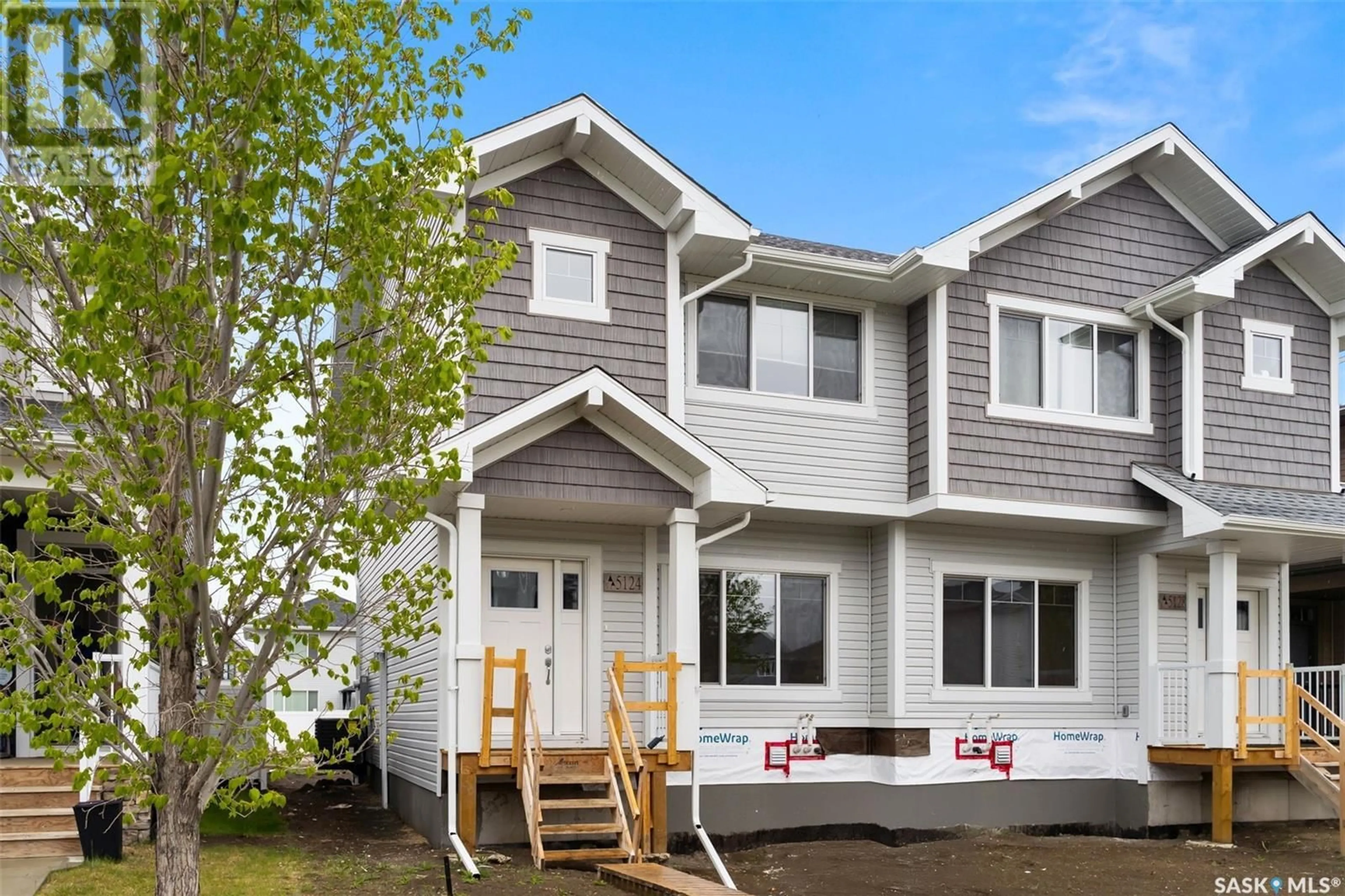 Home with vinyl exterior material, street for 5124 BUCKINGHAM DRIVE, Regina Saskatchewan S4V3W2