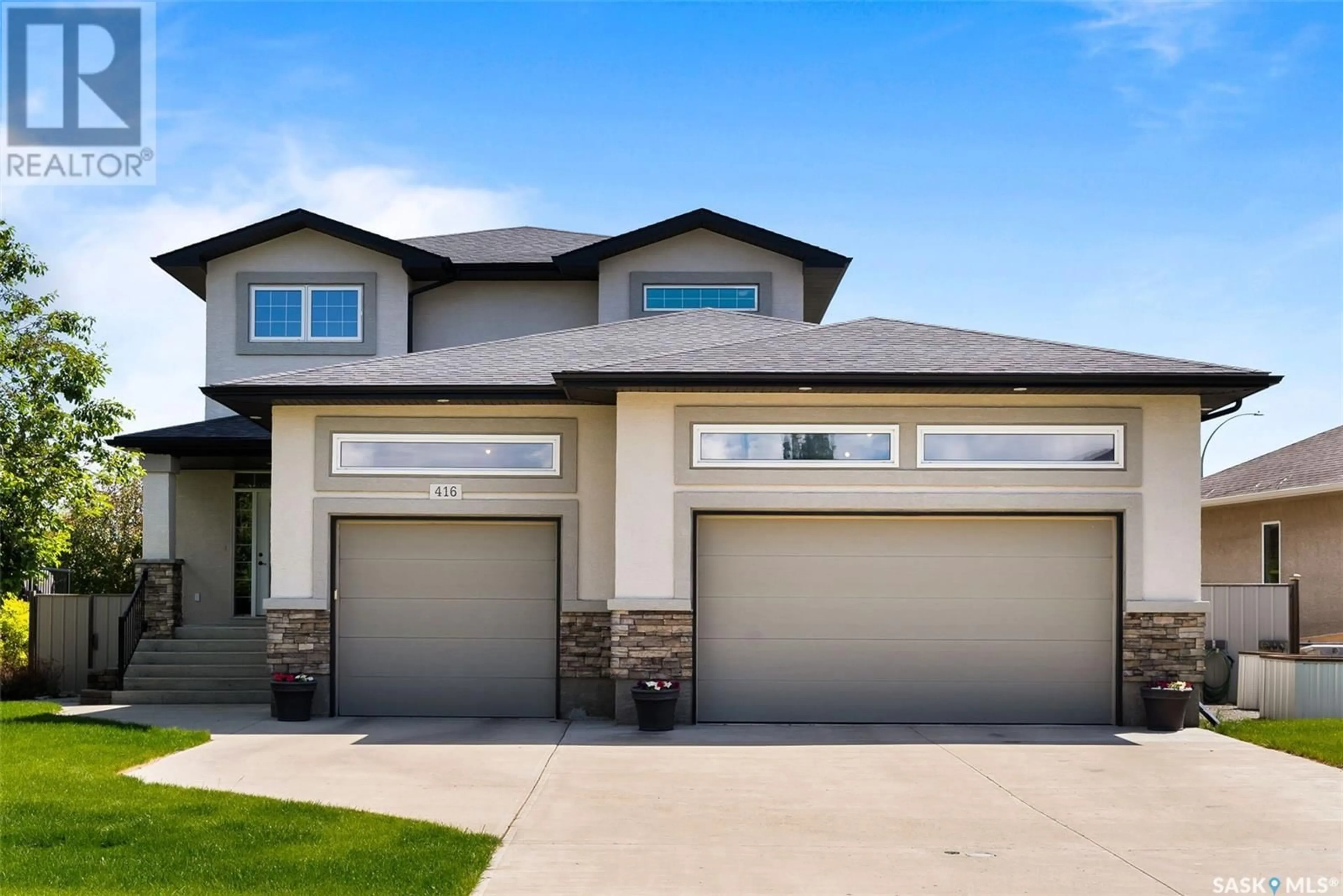 Home with vinyl exterior material, street for 416 FAIRWAY PLACE, White City Saskatchewan S4L0A6