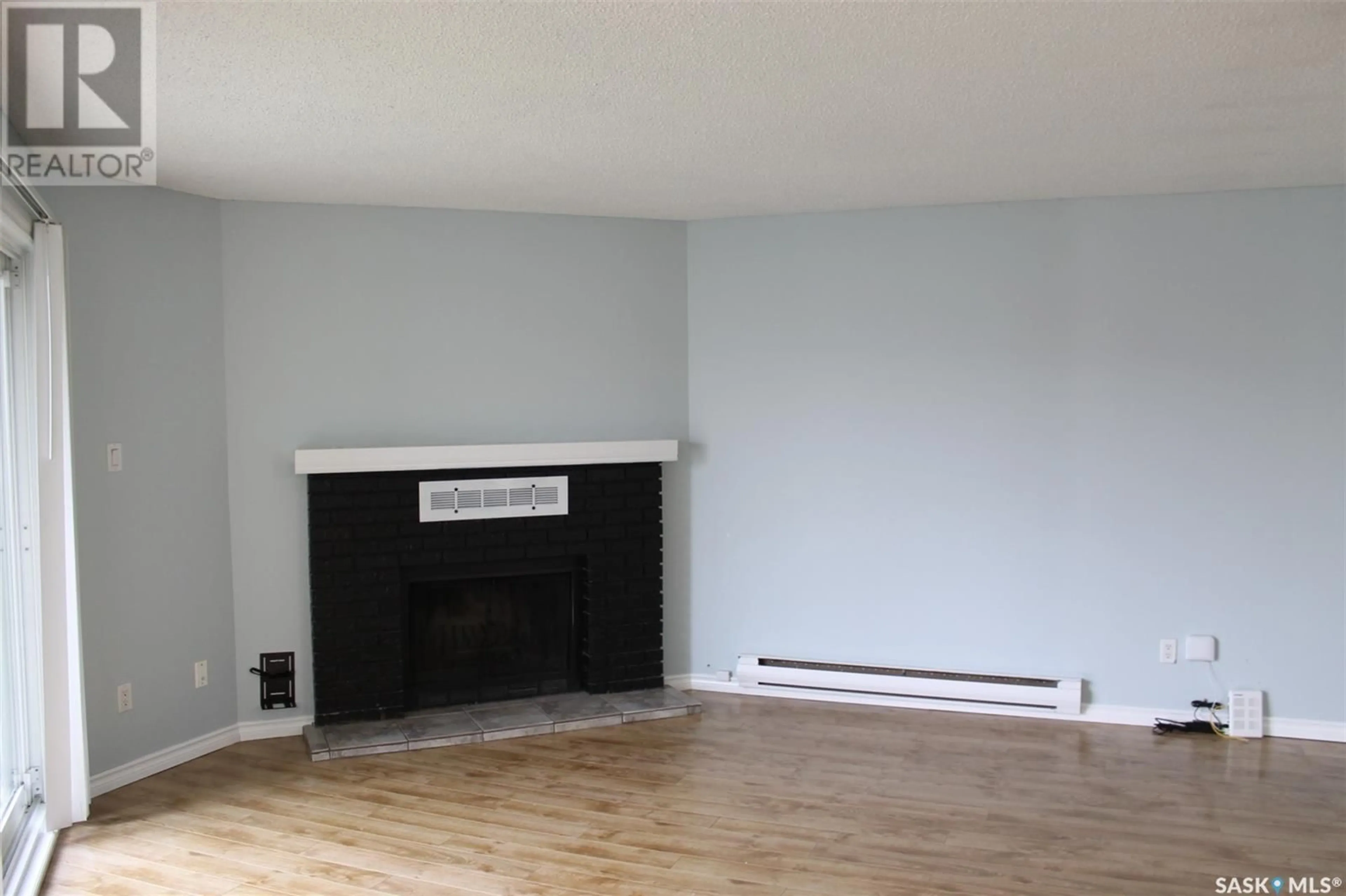 A pic of a room for 301 310 TAIT CRESCENT, Saskatoon Saskatchewan S7H5L2