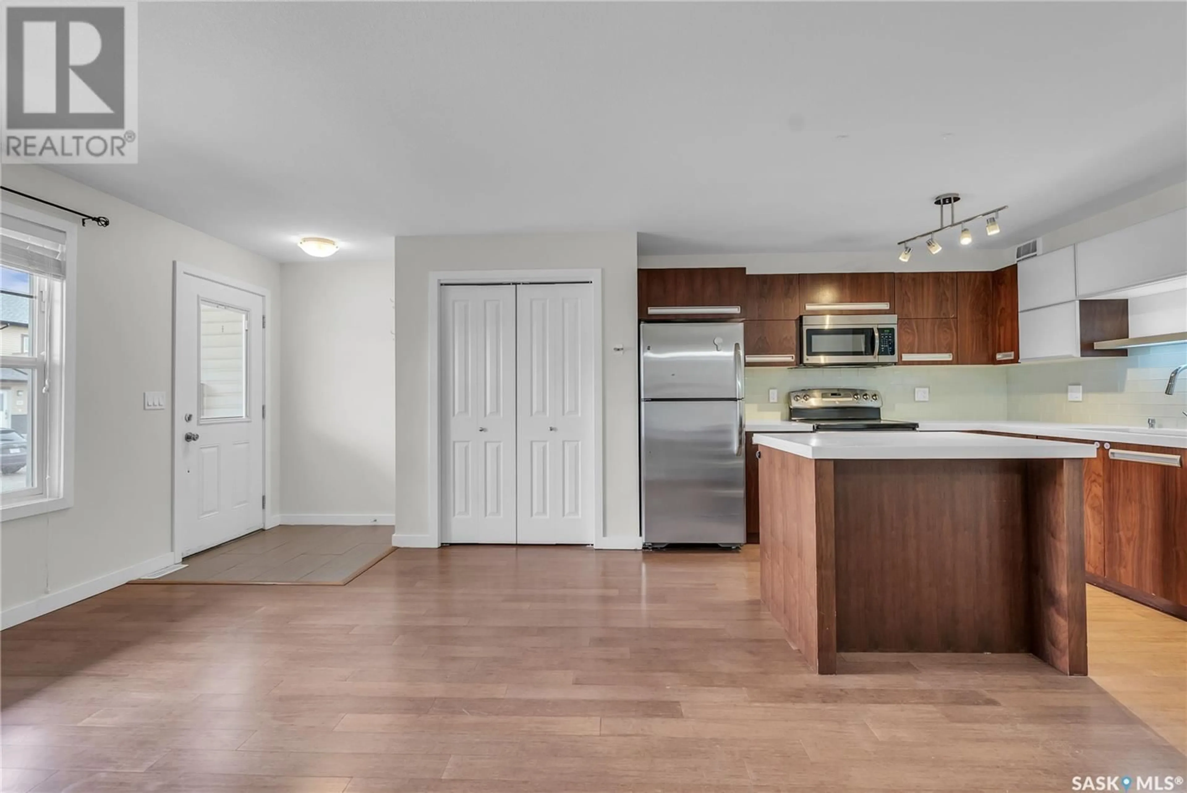 Open concept kitchen, unknown for 107 - 1015 PATRICK CRESCENT, Saskatoon Saskatchewan S7W0N5