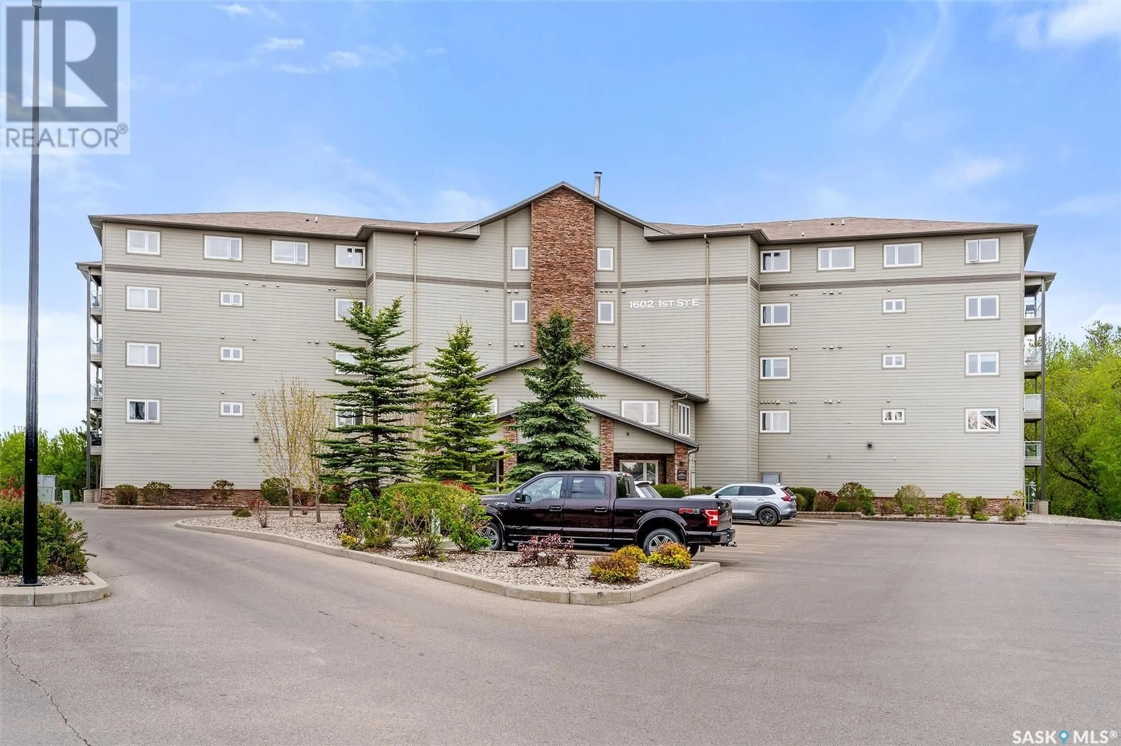 Patio, unknown for 205 - 1602 1ST STREET, Prince Albert Saskatchewan S6V1G7