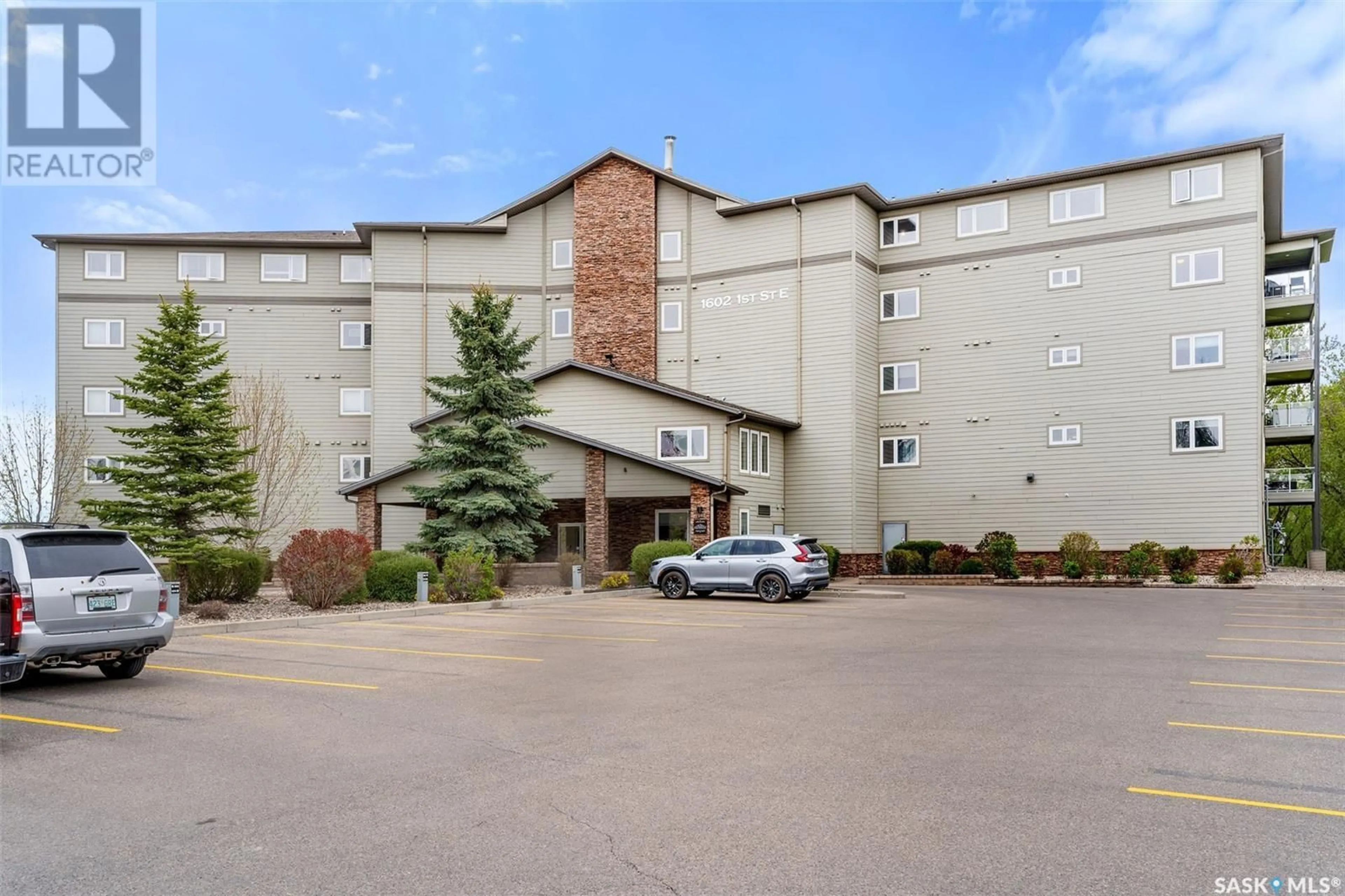 Patio, unknown for 205 - 1602 1ST STREET, Prince Albert Saskatchewan S6V1G7