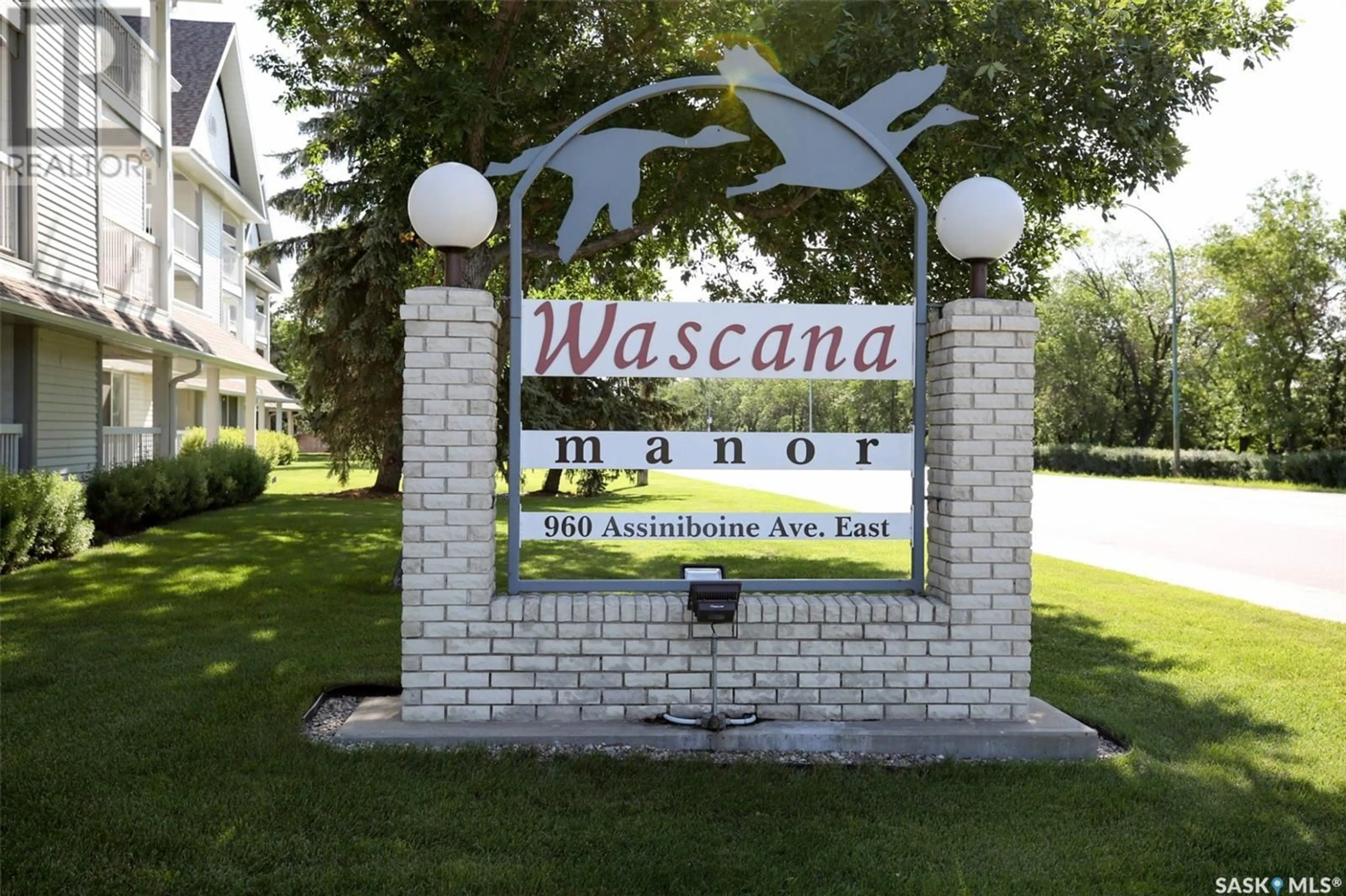 Unknown for 110 960 ASSINIBOINE AVENUE E, Regina Saskatchewan S4V2P8