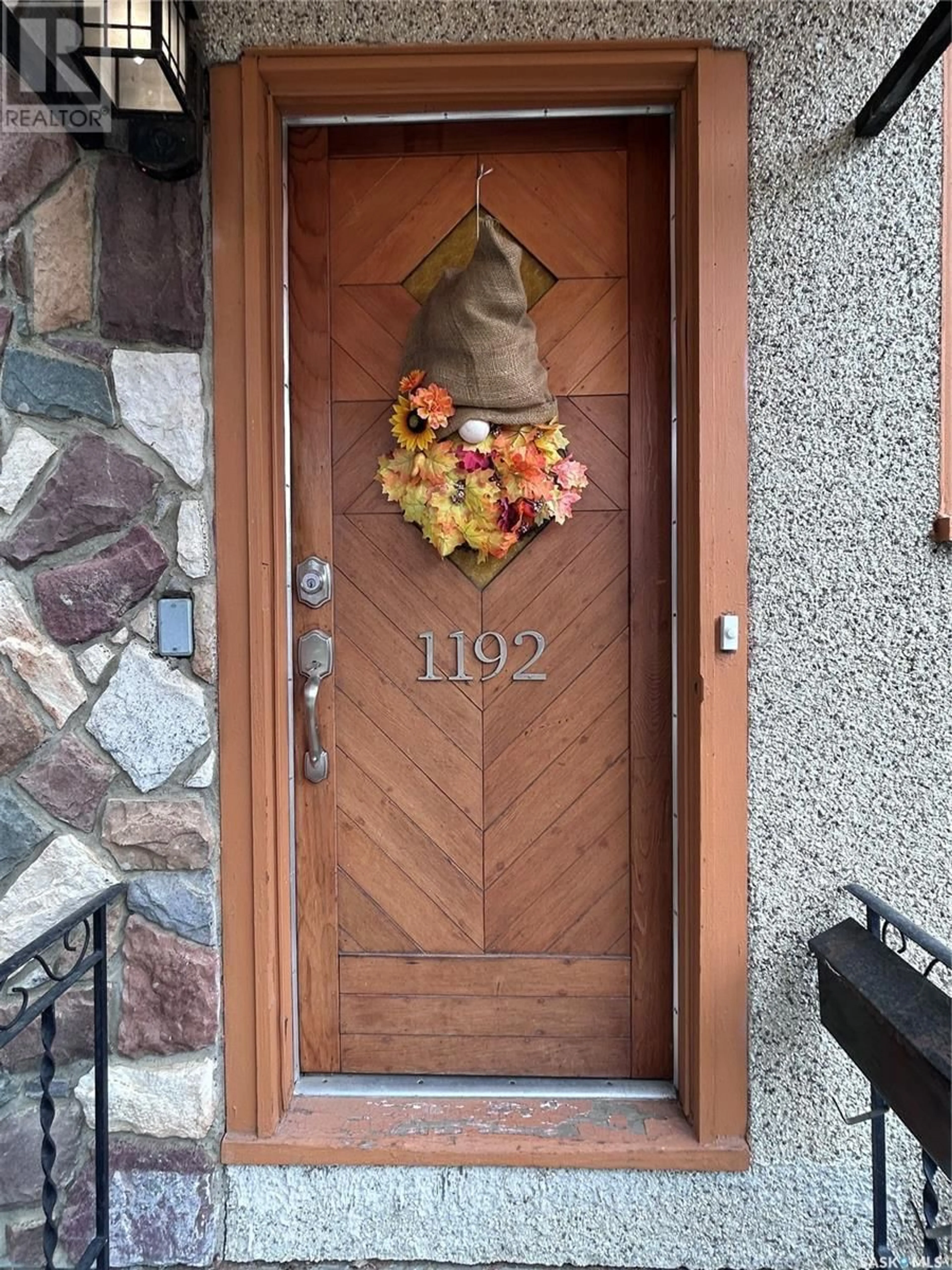 Indoor entryway for 1192 105TH STREET, North Battleford Saskatchewan S9A1S7