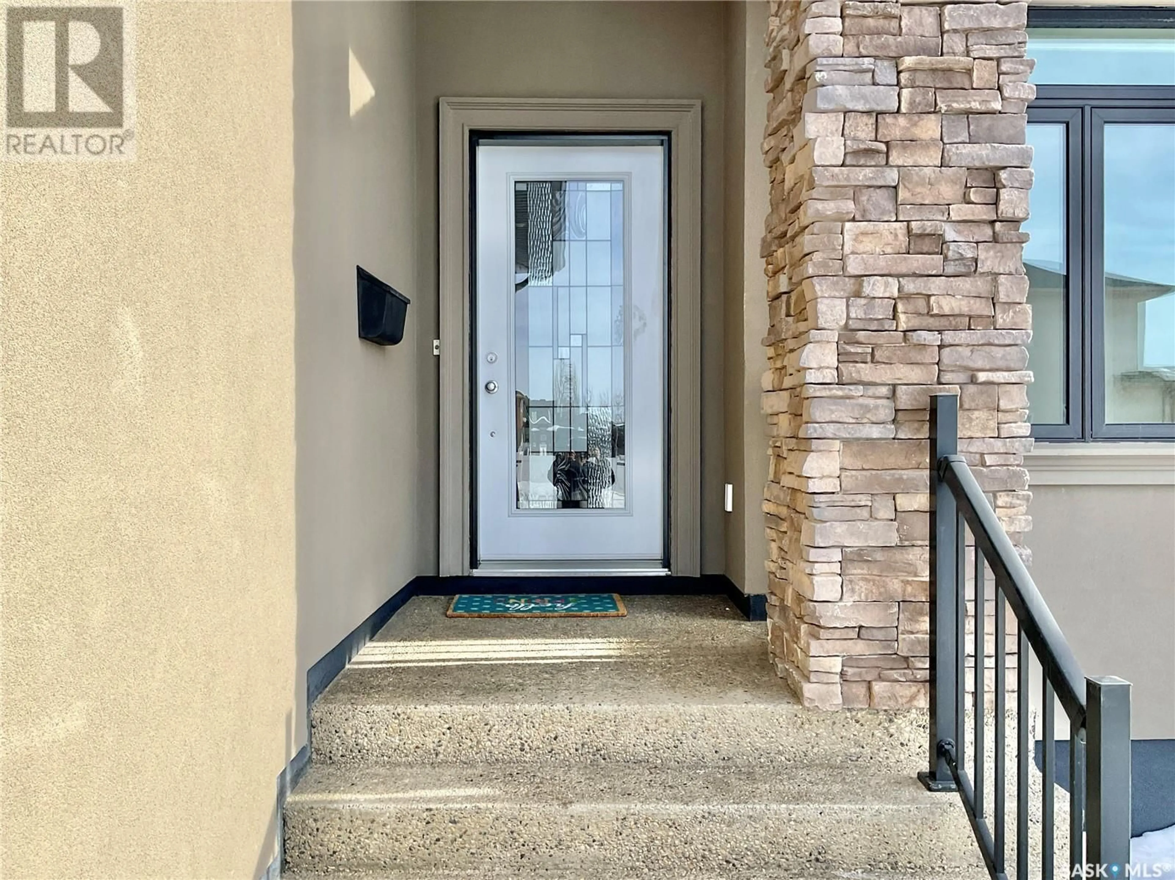 Indoor entryway for 4613 SKINNER CRESCENT, Regina Saskatchewan S4W0A2