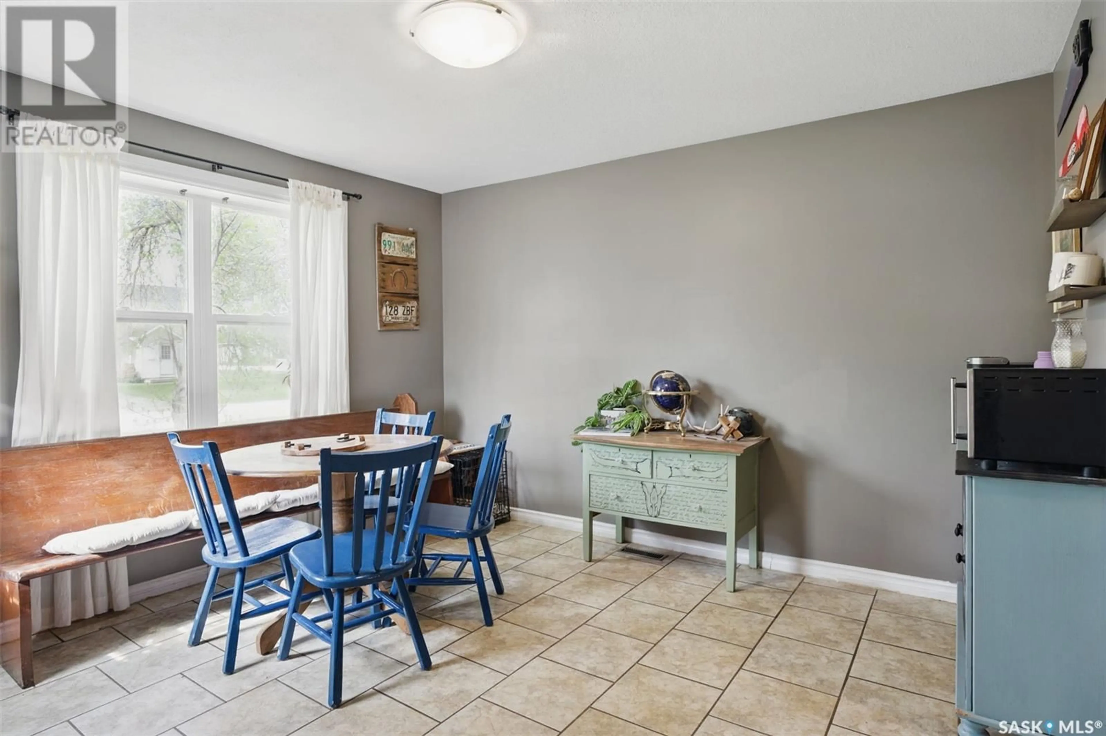 Dining room, ceramic/tile floor for 406 1ST AVENUE, Hepburn Saskatchewan S0K1Z0