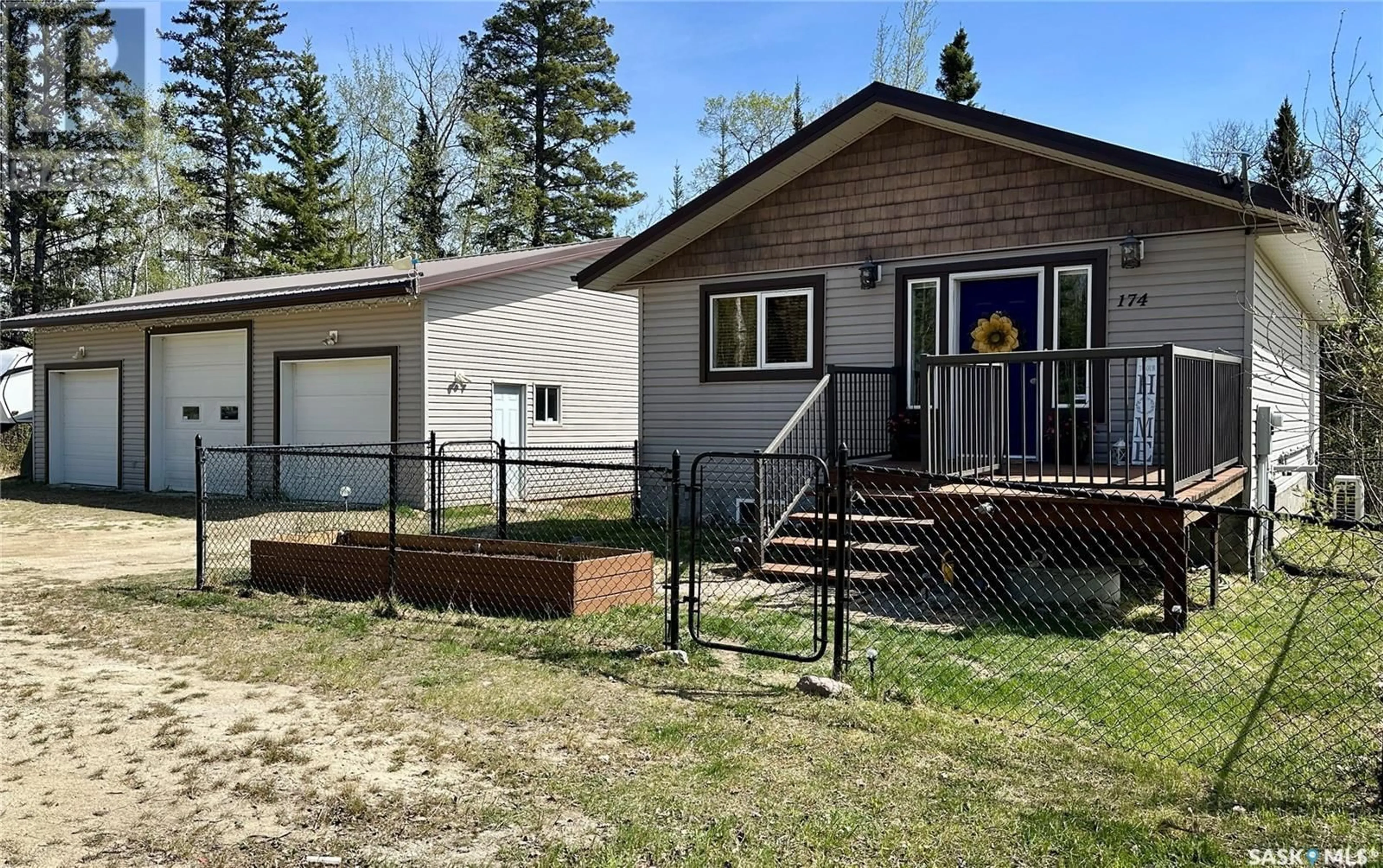 Unknown for 174 EAGLE POINT DRIVE, La Ronge Saskatchewan S0J1L0