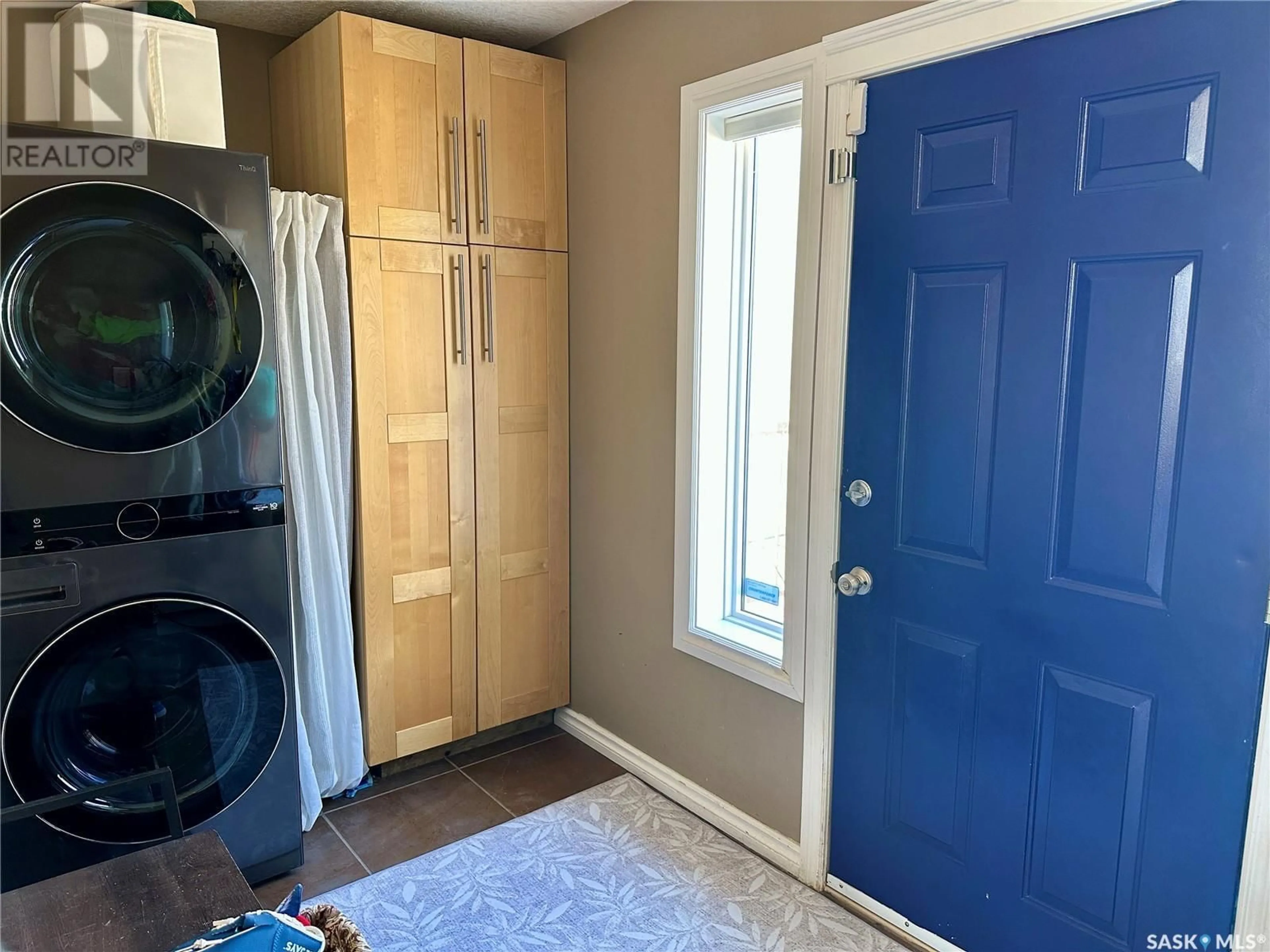 Laundry room for 174 EAGLE POINT DRIVE, La Ronge Saskatchewan S0J1L0