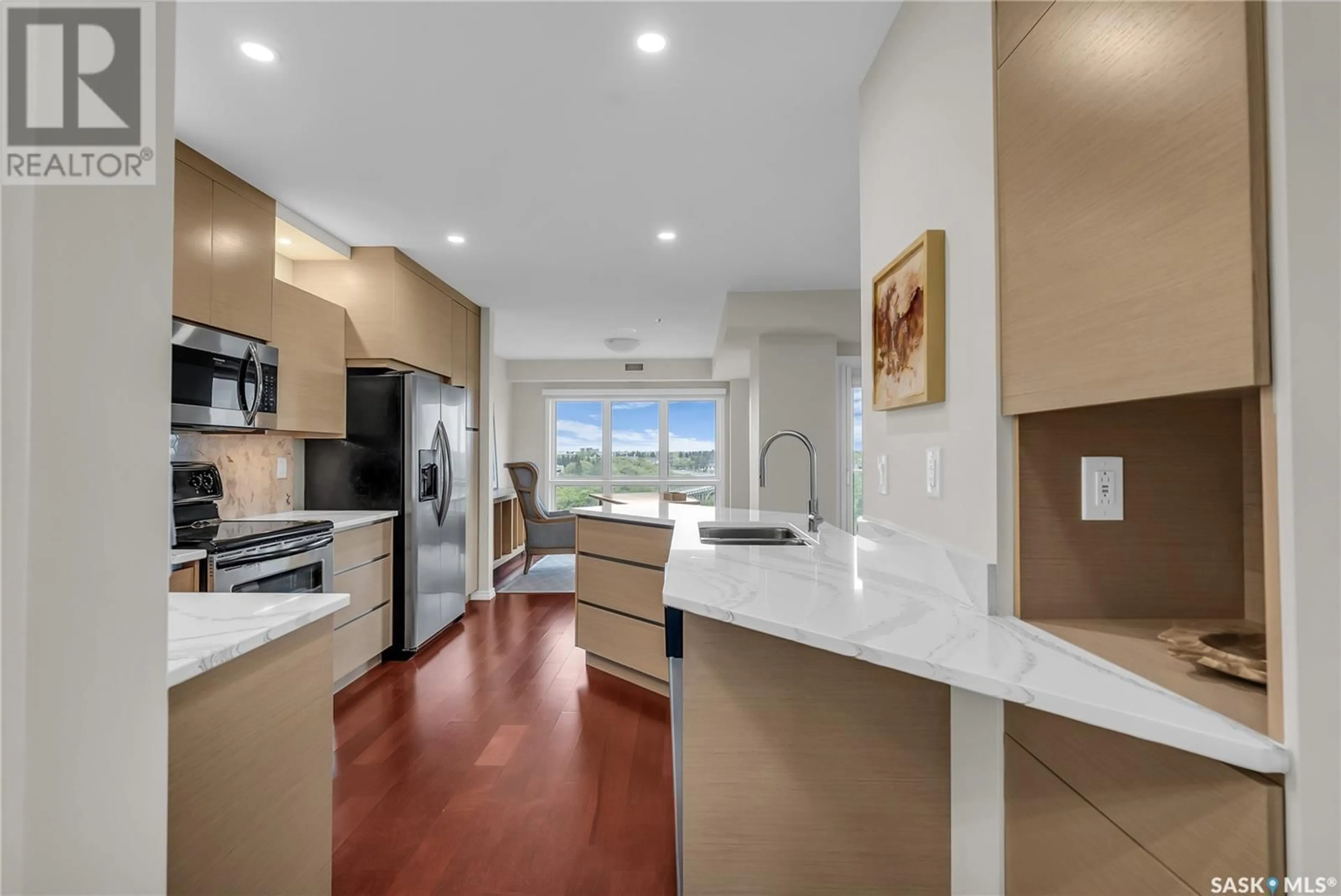 Open concept kitchen, ceramic/tile floor for 902 - 1308 SPADINA CRESCENT E, Saskatoon Saskatchewan S7K0G8