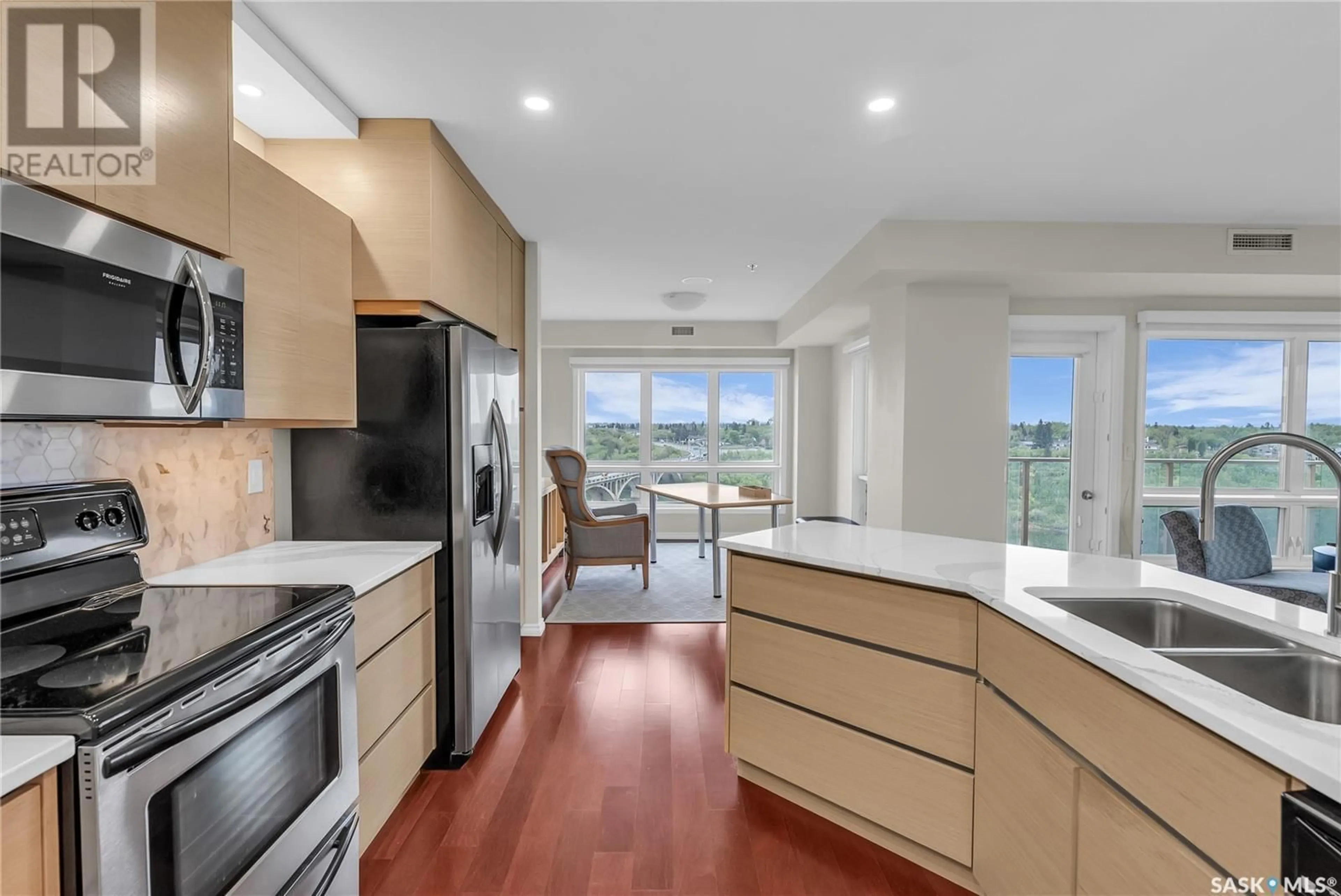 Open concept kitchen, unknown for 902 - 1308 SPADINA CRESCENT E, Saskatoon Saskatchewan S7K0G8