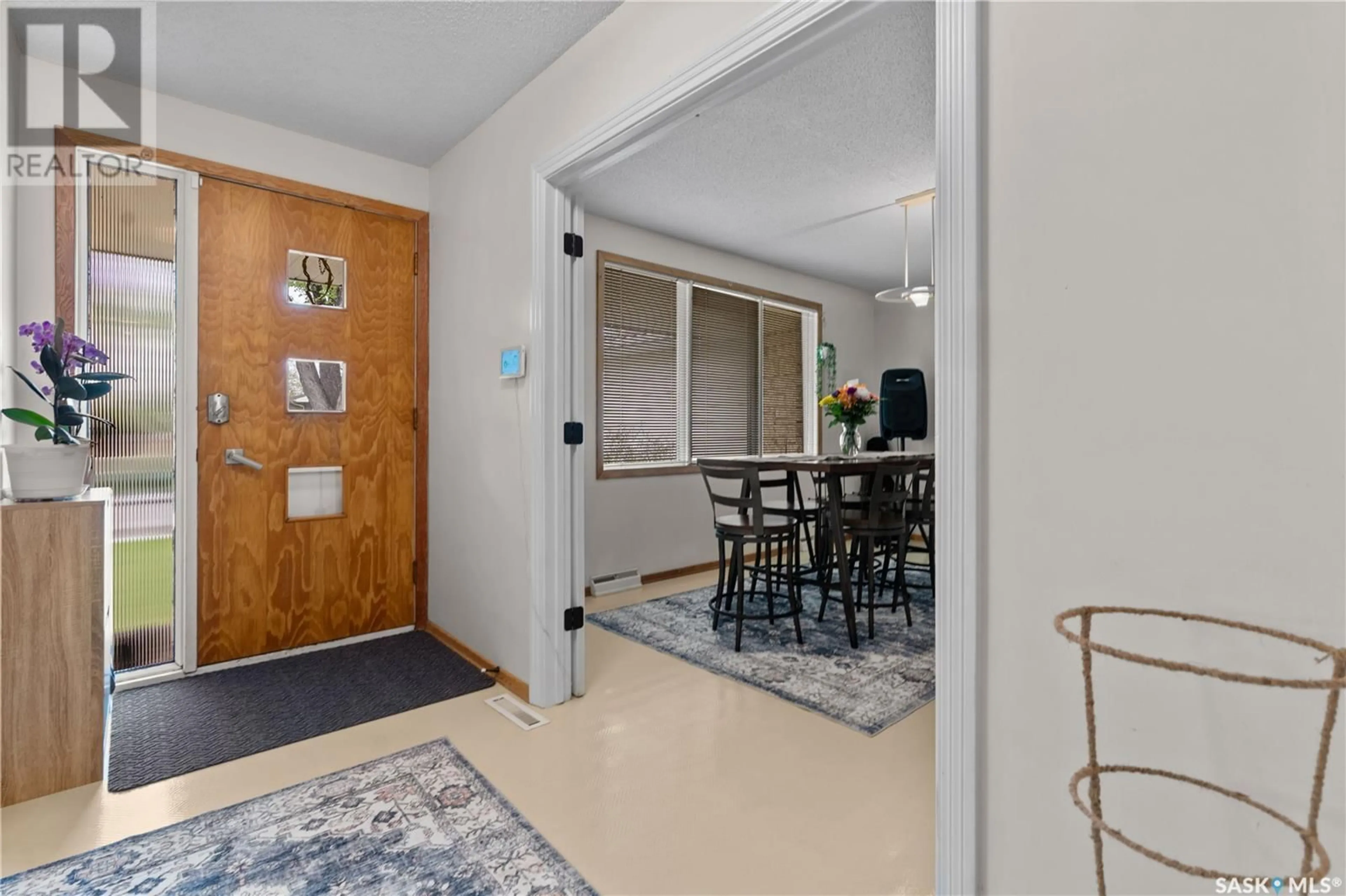 Indoor entryway for 4011 MCPHAIL AVENUE, Regina Saskatchewan S4S1G1