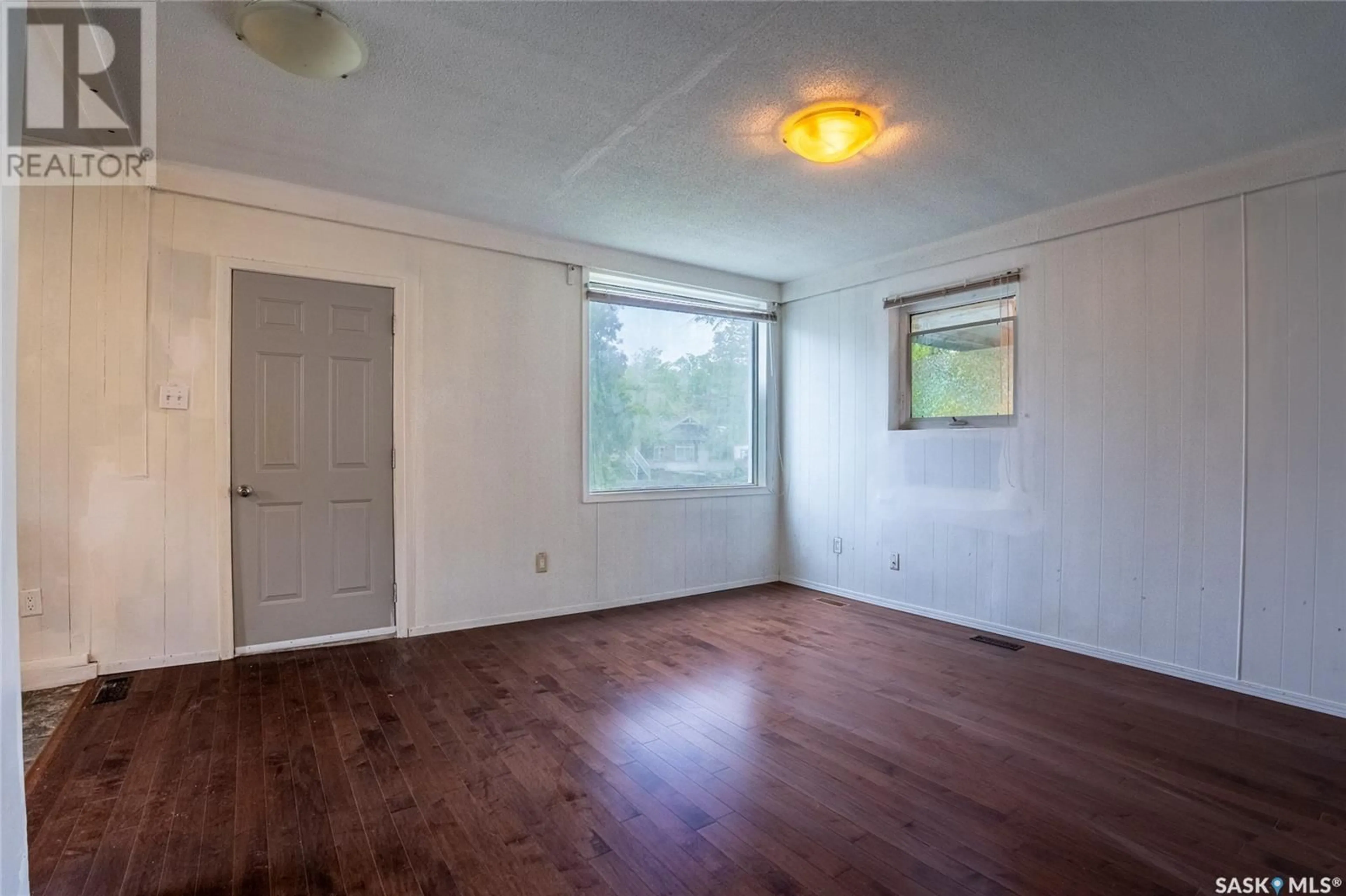 A pic of a room for 1637 RAE STREET, Regina Saskatchewan S4T2B1