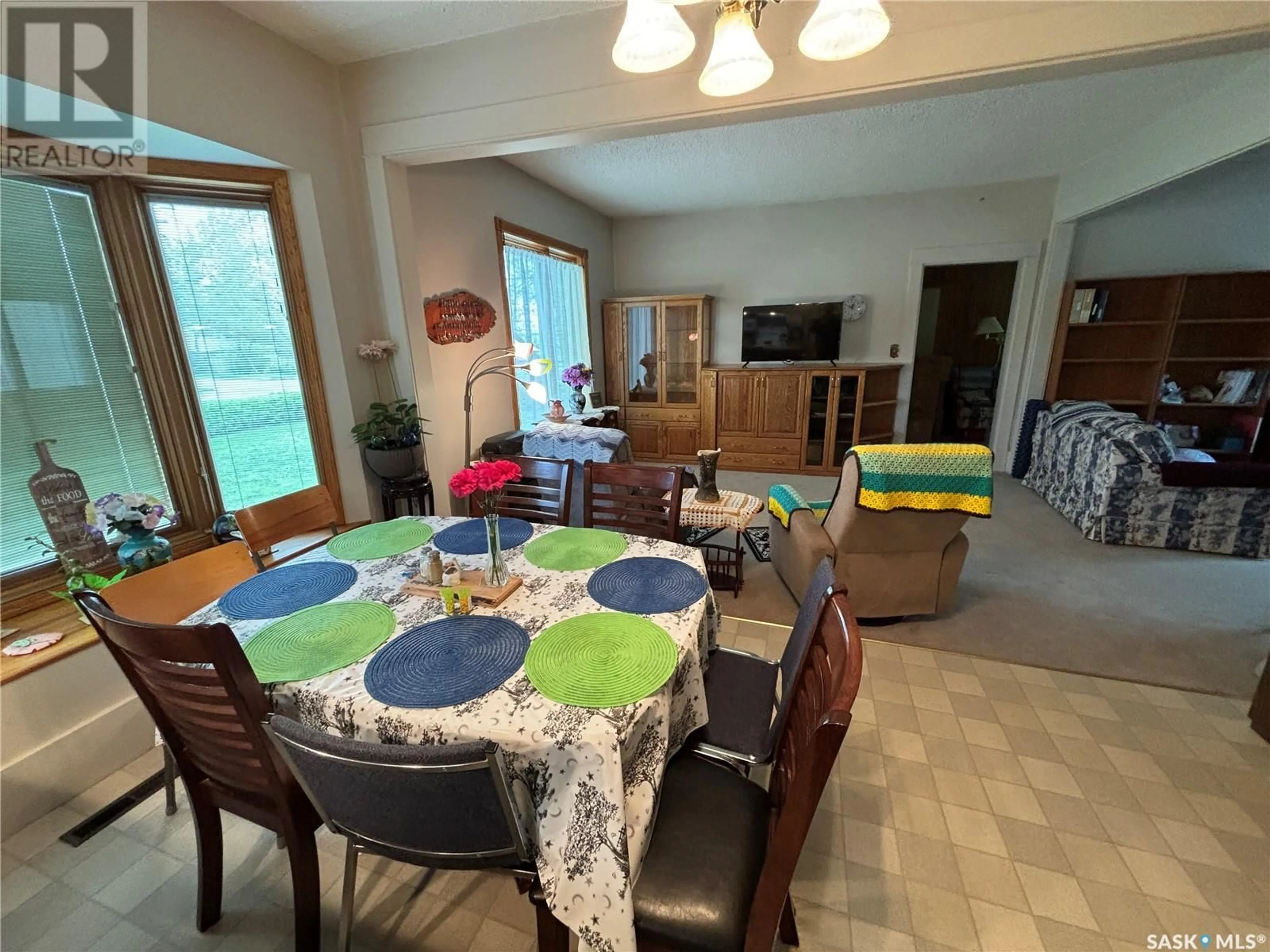 Dining room, unknown for 200 1ST STREET, Dinsmore Saskatchewan S0L0T0