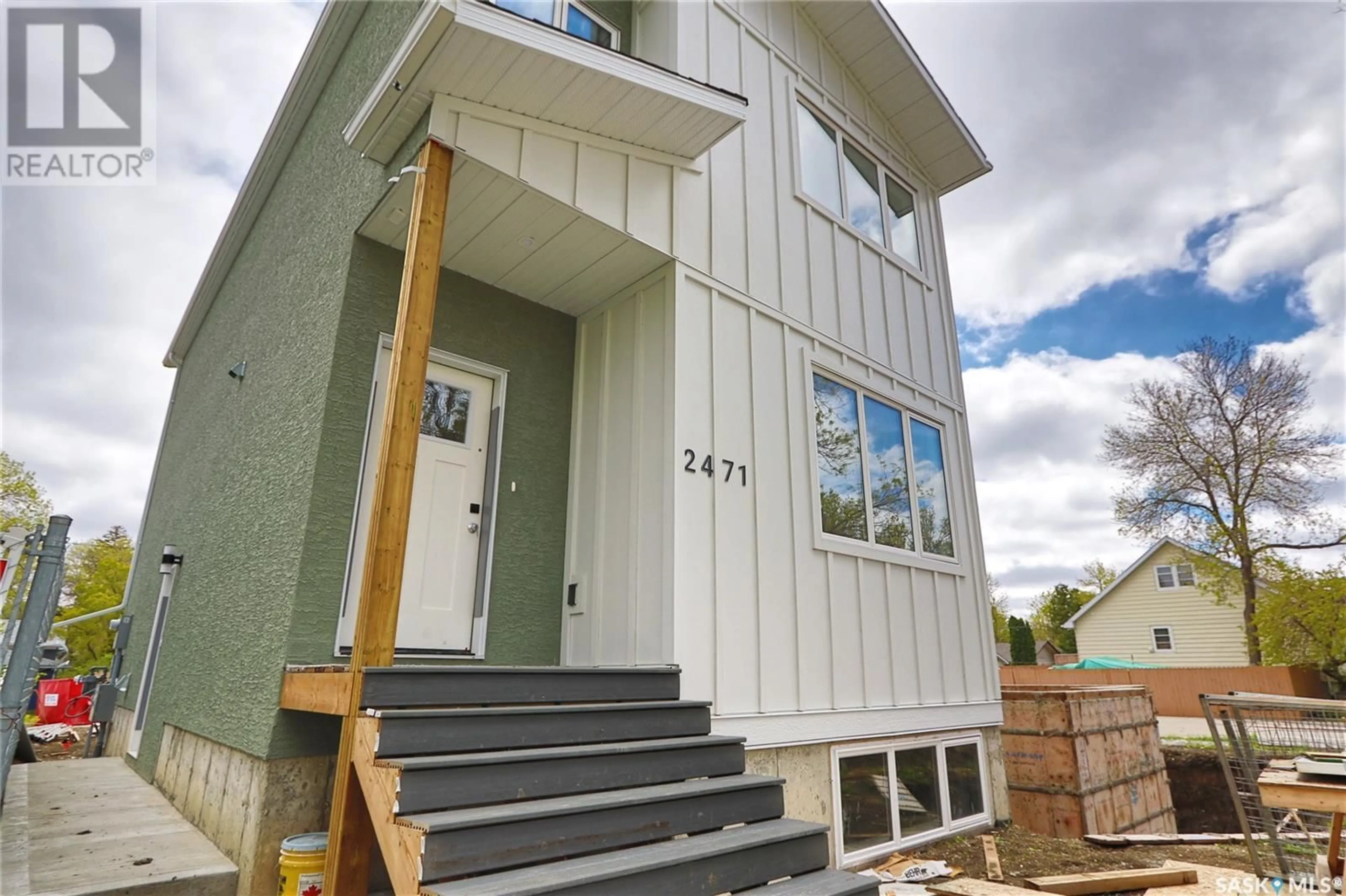 Home with vinyl exterior material, building for 2471 MCARA STREET, Regina Saskatchewan S4N2W6