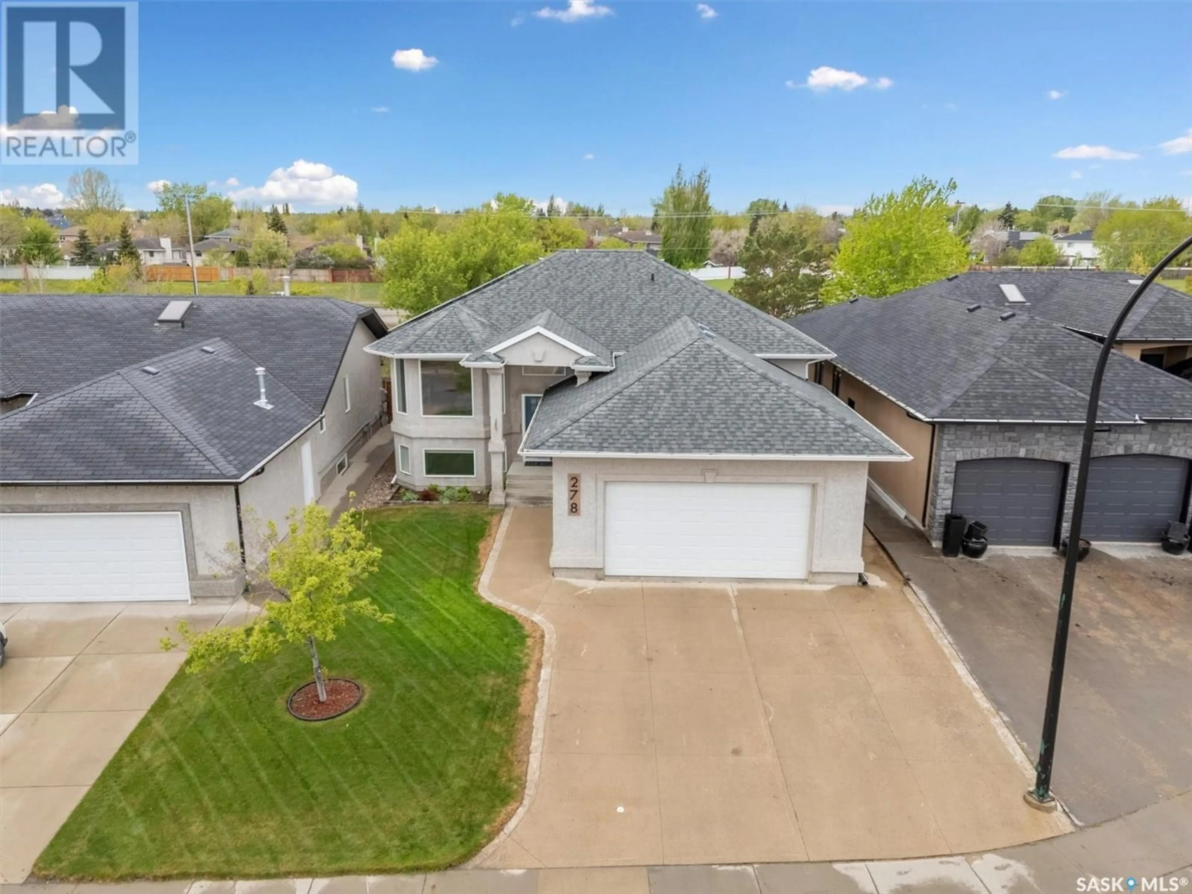 A pic from outside/outdoor area/front of a property/back of a property/a pic from drone, street for 278 GREAVES COURT, Saskatoon Saskatchewan S7W1A7