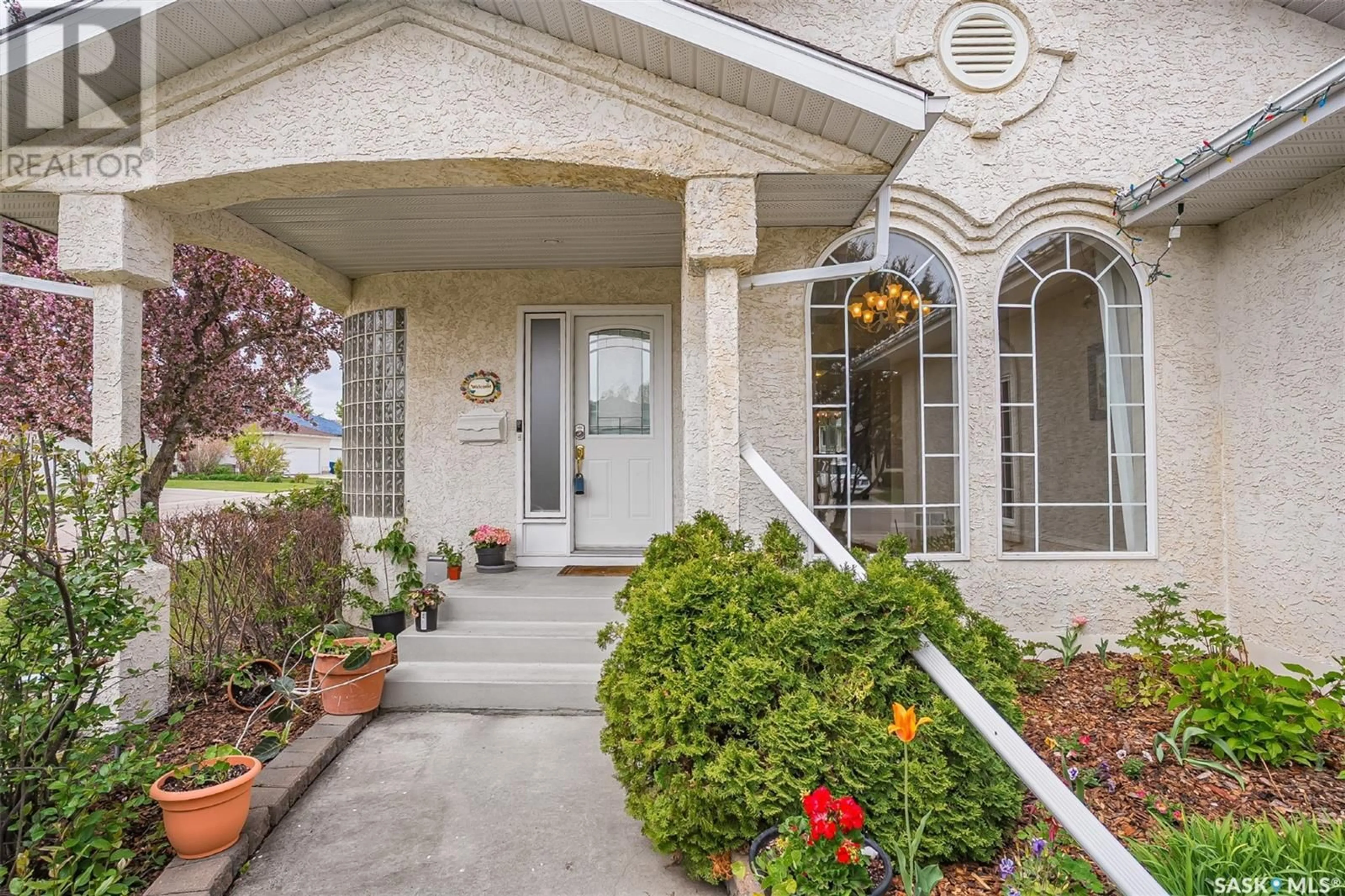 Unknown for 502 BLACKTHORN CRESCENT, Saskatoon Saskatchewan S7V1A8