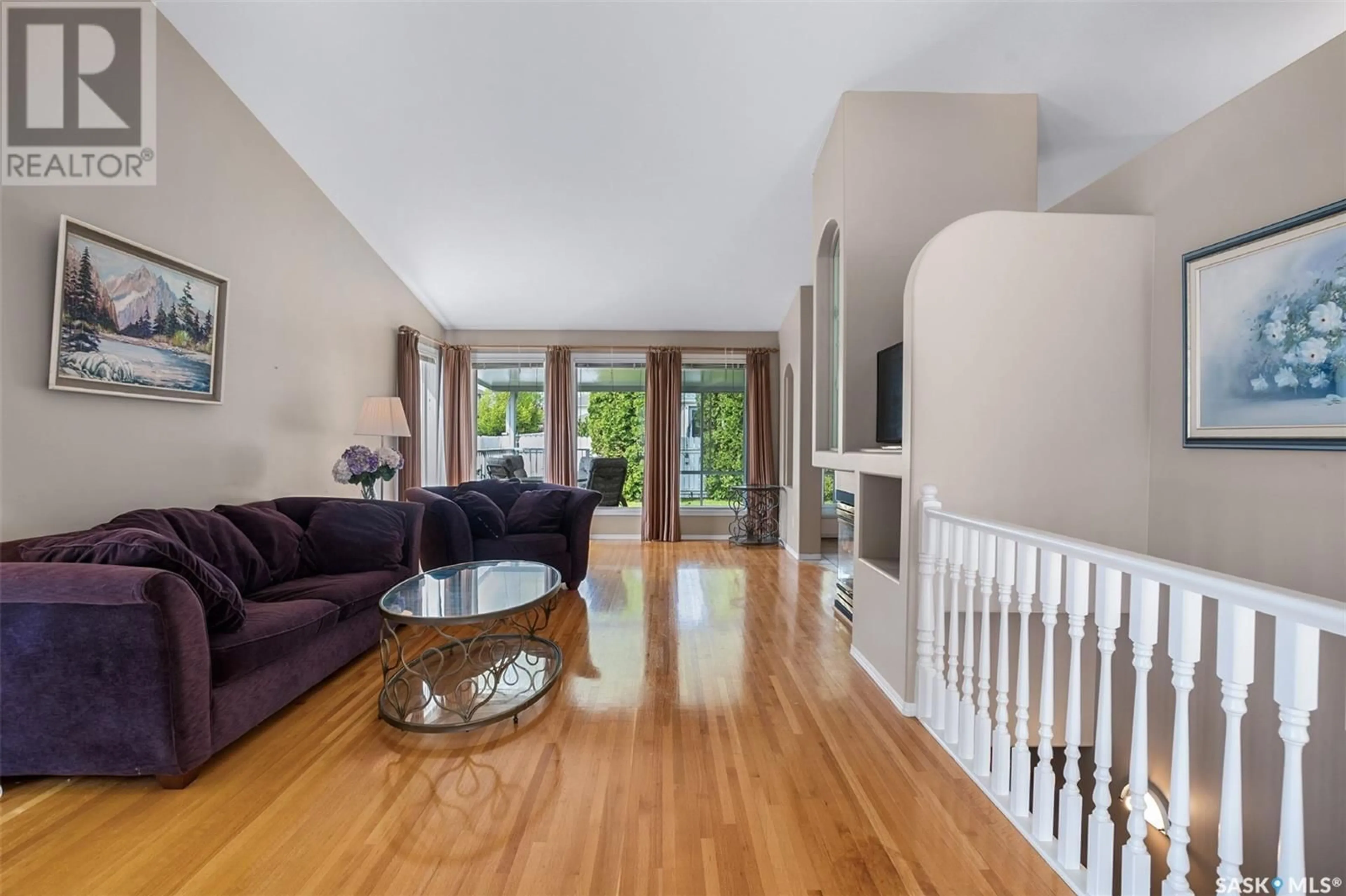 Living room with furniture, unknown for 502 BLACKTHORN CRESCENT, Saskatoon Saskatchewan S7V1A8