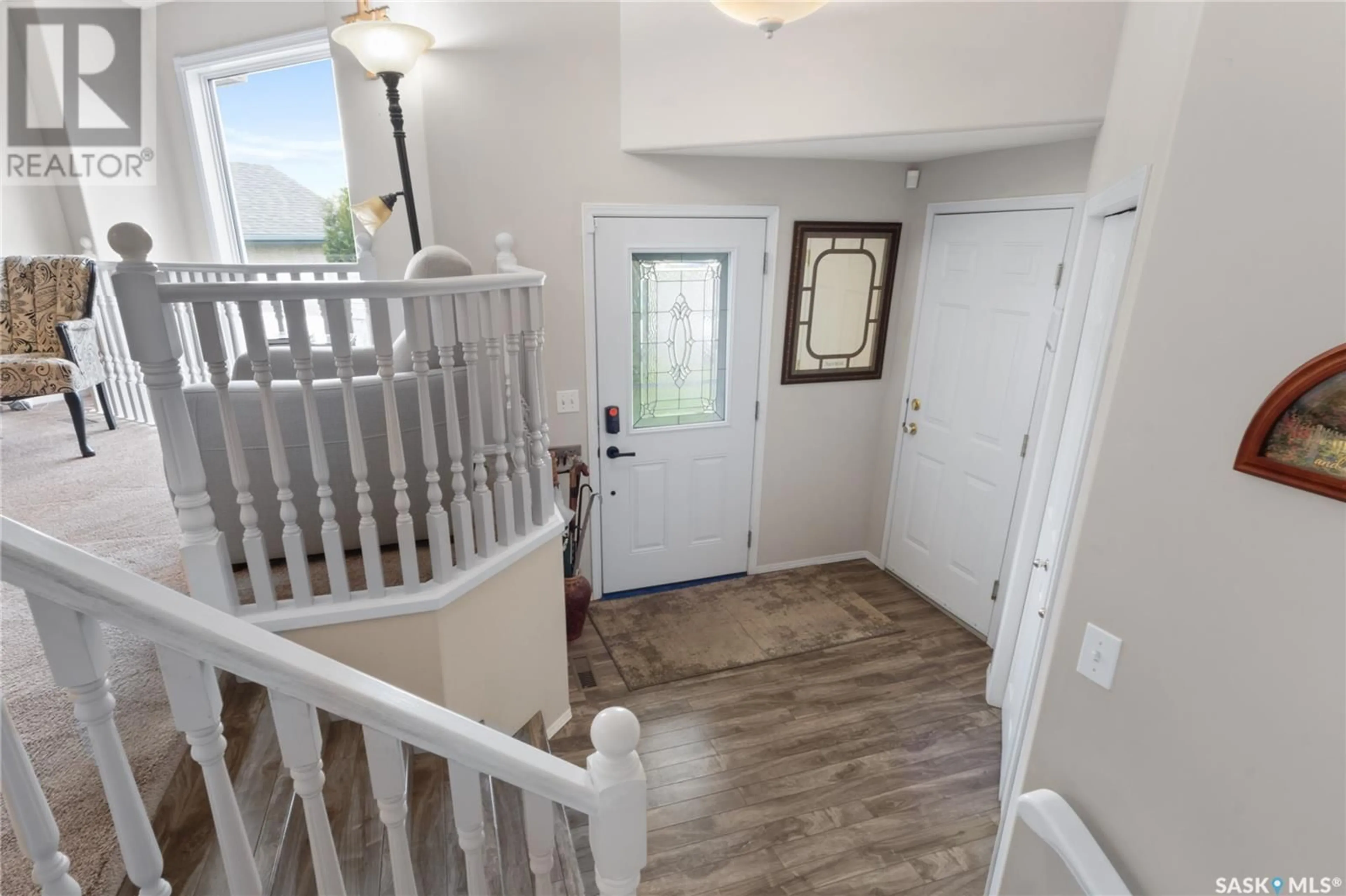 Indoor entryway for 110 GUENTER CRESCENT, Saskatoon Saskatchewan S7N4P6