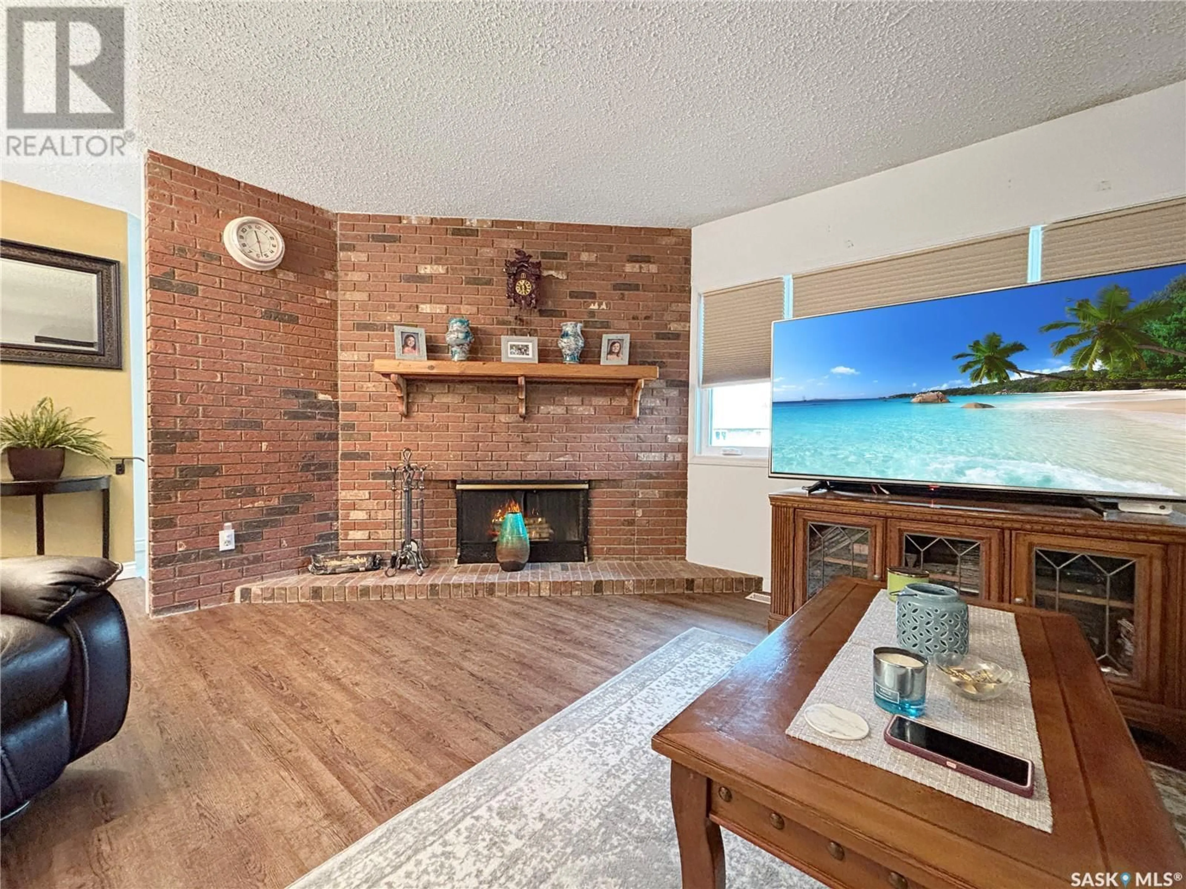 Living room with furniture, unknown for 1812 CENTENNIAL CRESCENT, North Battleford Saskatchewan S9A3J3