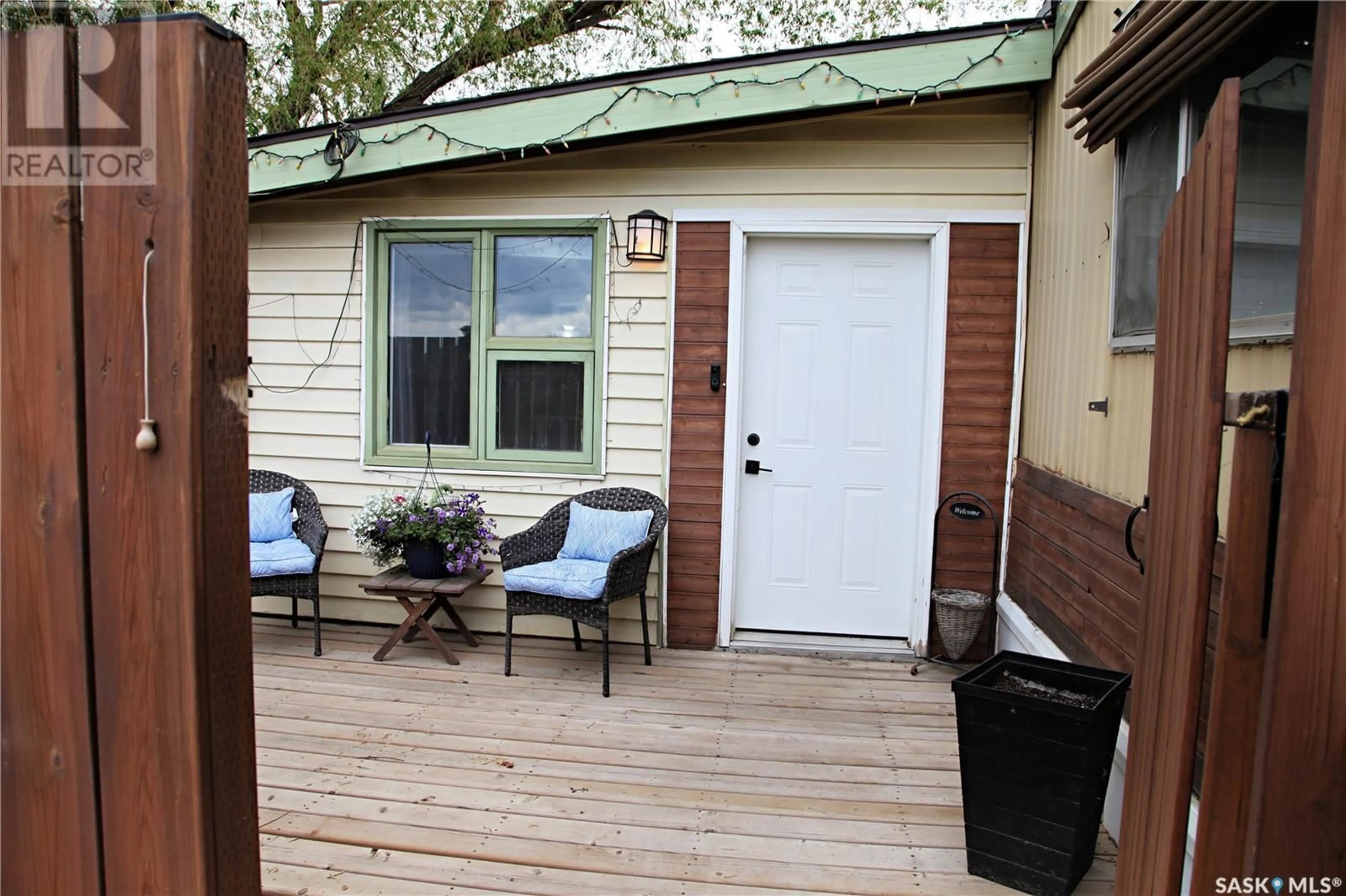 Patio, street for 129 EASTVIEW TRAILER COURT, Prince Albert Saskatchewan S6V5P9
