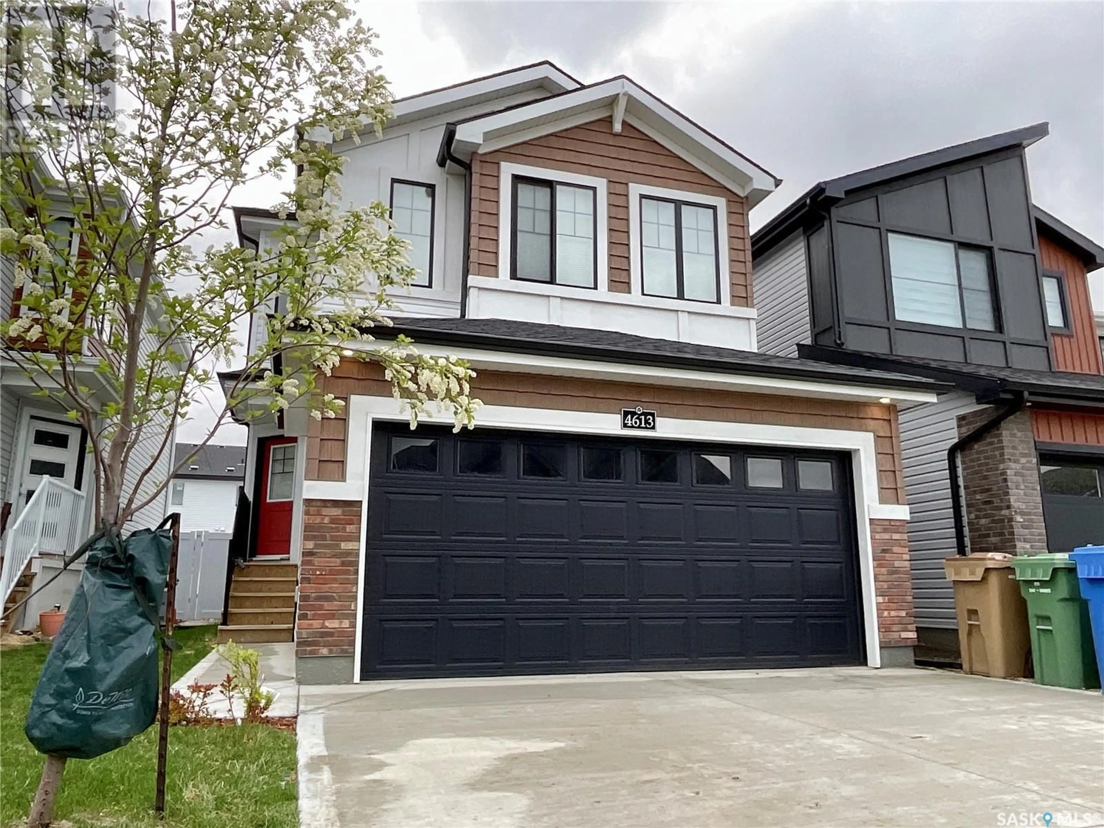 Home with brick exterior material, street for 4613 FERNDALE CRESCENT, Regina Saskatchewan S4V4A1