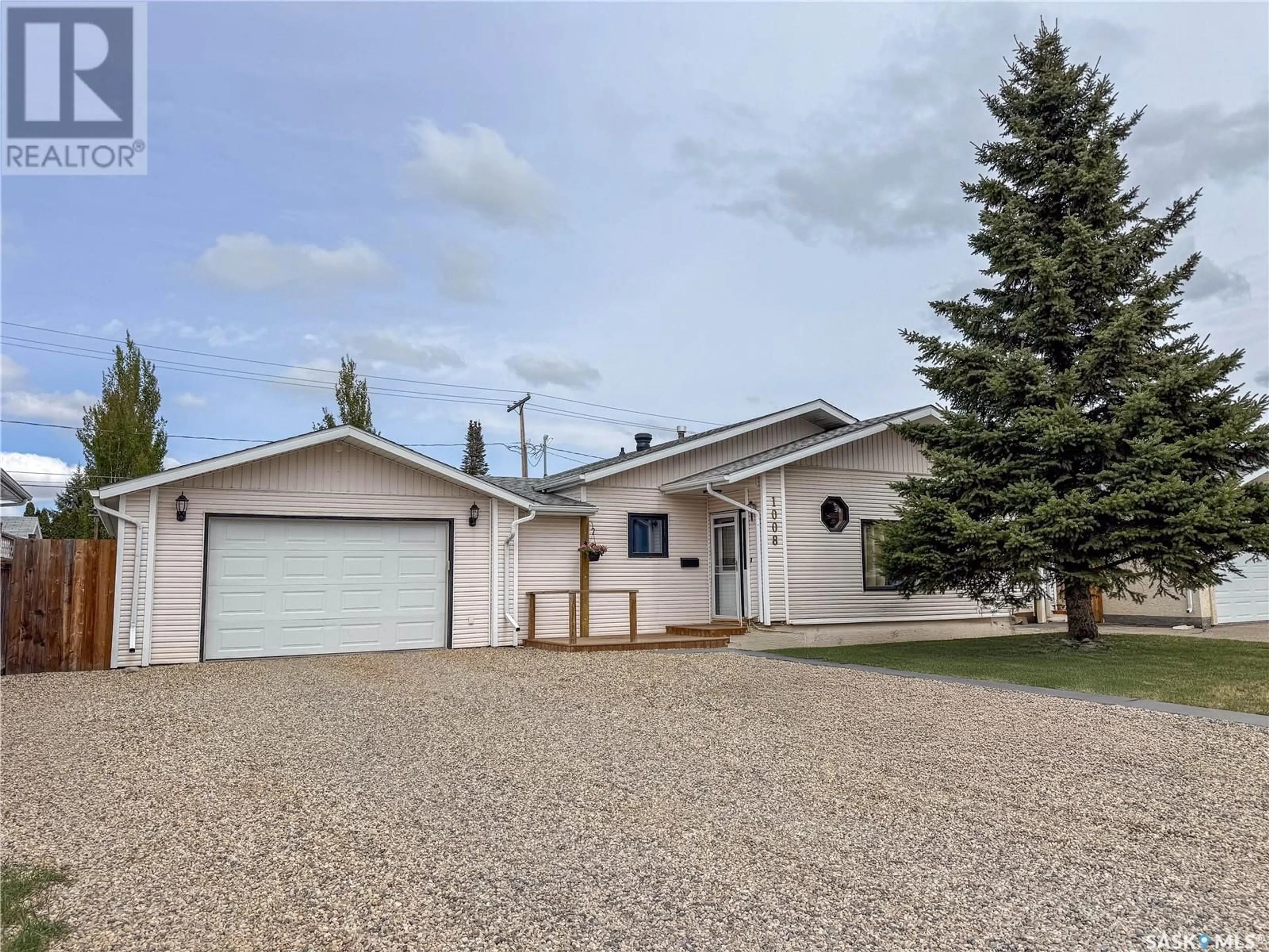 Unknown for 1008 12TH STREET, Prince Albert Saskatchewan S6V3E1