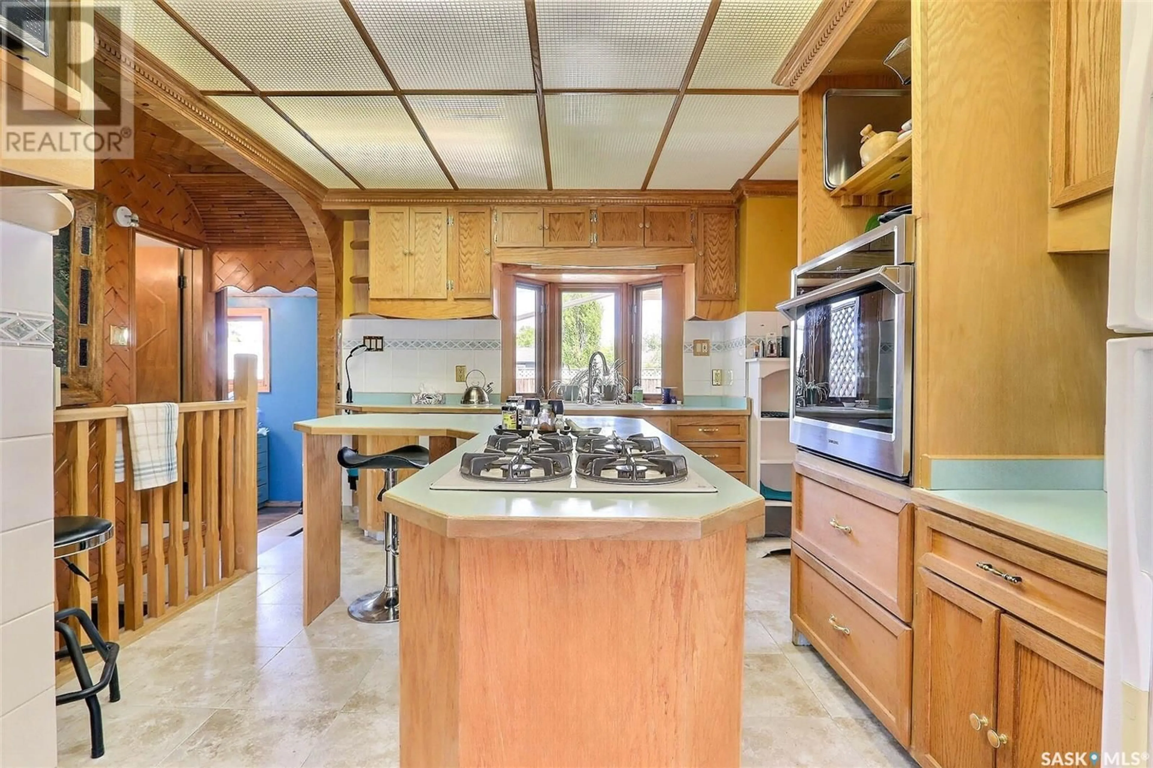 Open concept kitchen, ceramic/tile floor for 1008 12TH STREET, Prince Albert Saskatchewan S6V3E1
