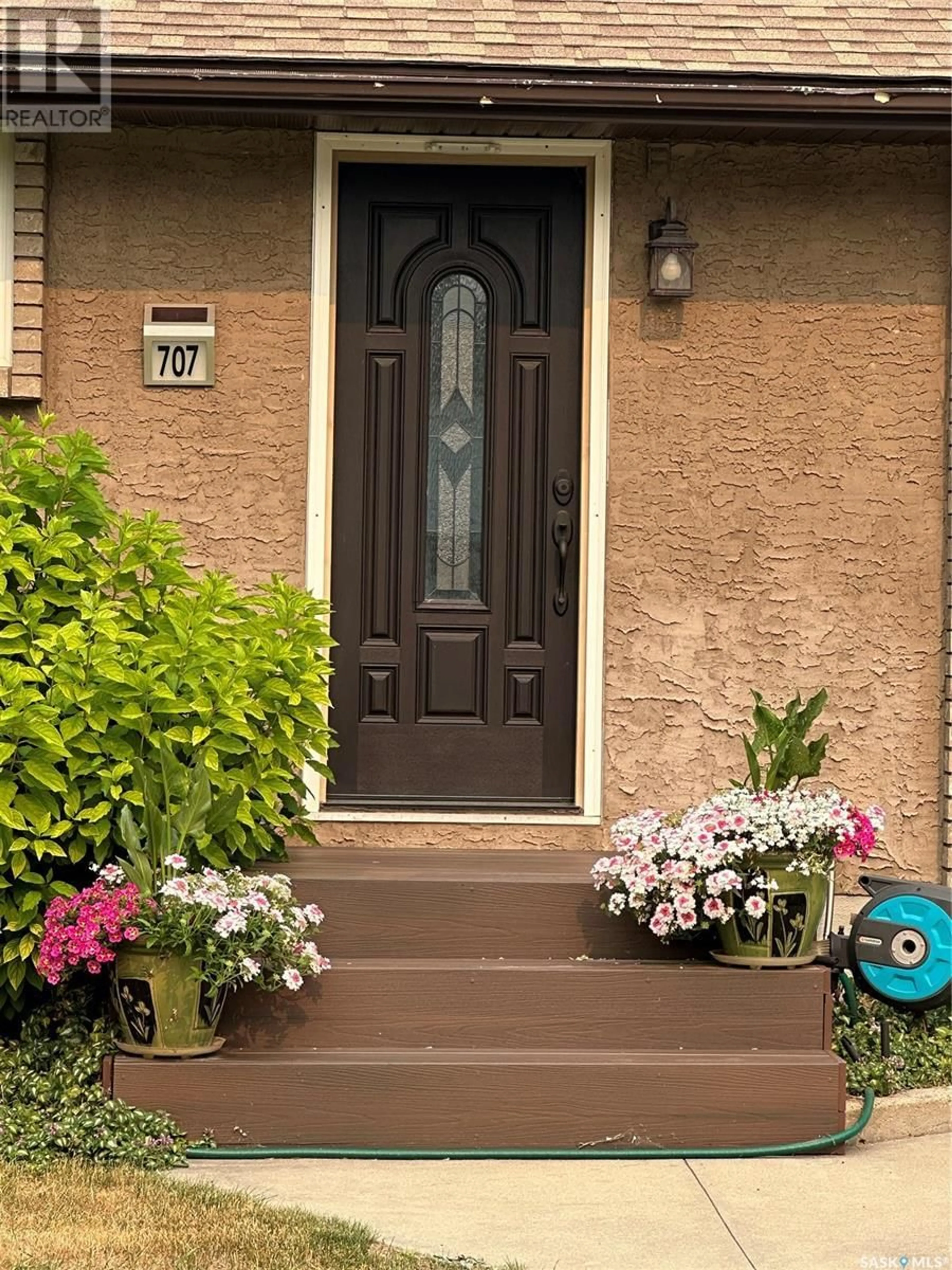 Indoor entryway for 707 ELSINORE STREET, Whitewood Saskatchewan S0G5C0