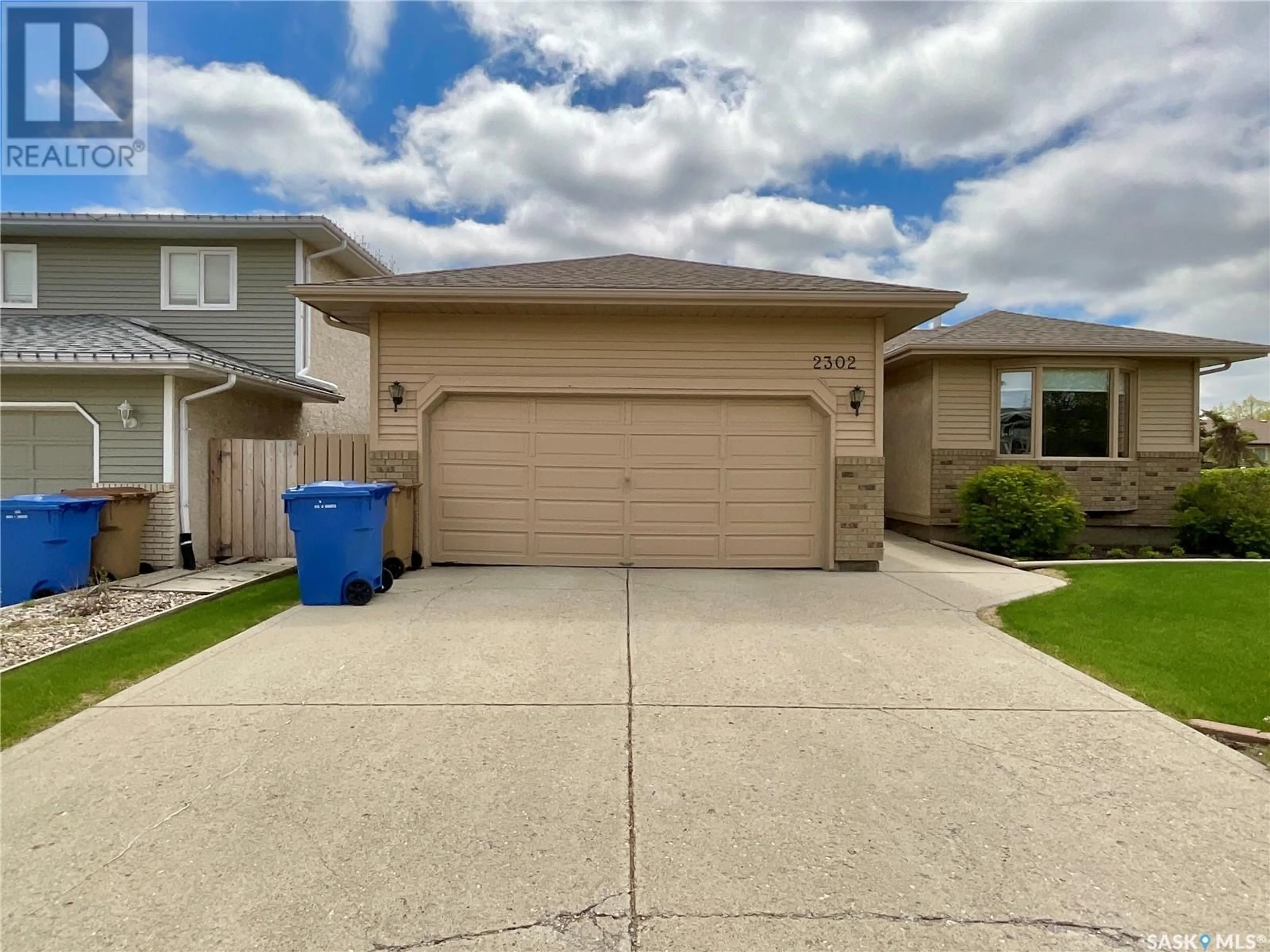 Unknown for 2302 MCLURG CRESCENT, Regina Saskatchewan S4V2N5