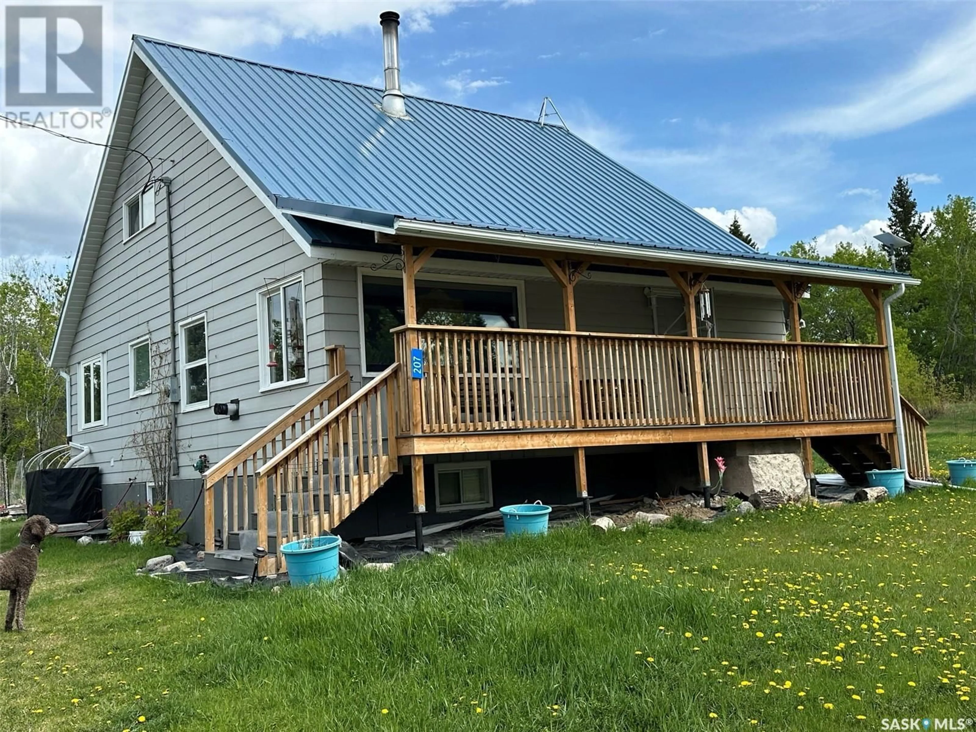Home with vinyl exterior material, building for 209 MAIN STREET, Spiritwood Rm No. 496 Saskatchewan S0J2M0