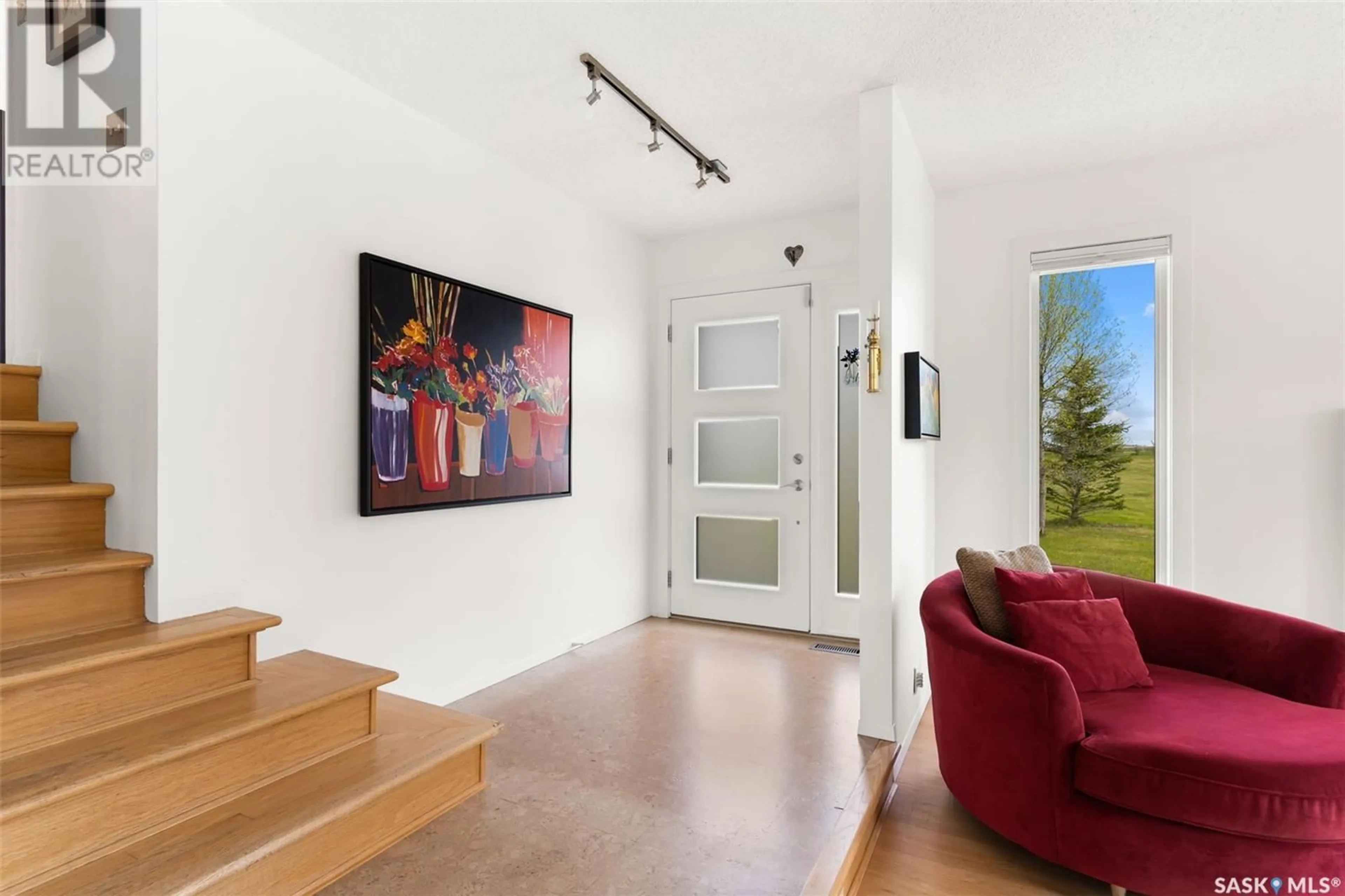 Indoor foyer for CHRISTENSEN ACREAGE, Edenwold Rm No. 158 Saskatchewan S0G3Z0