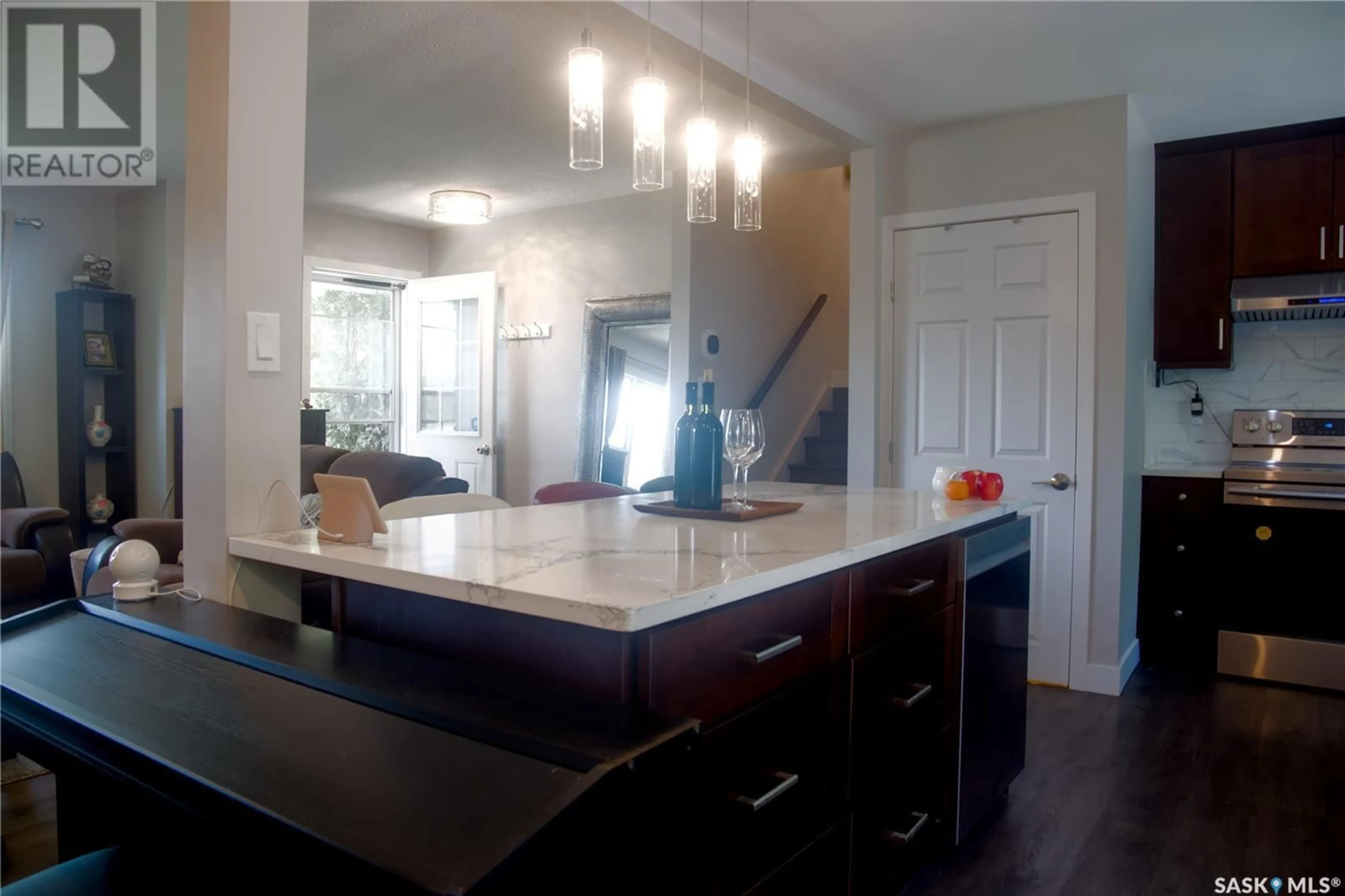 Open concept kitchen, unknown for 2305 TAYLOR STREET, Saskatoon Saskatchewan S7H1W8