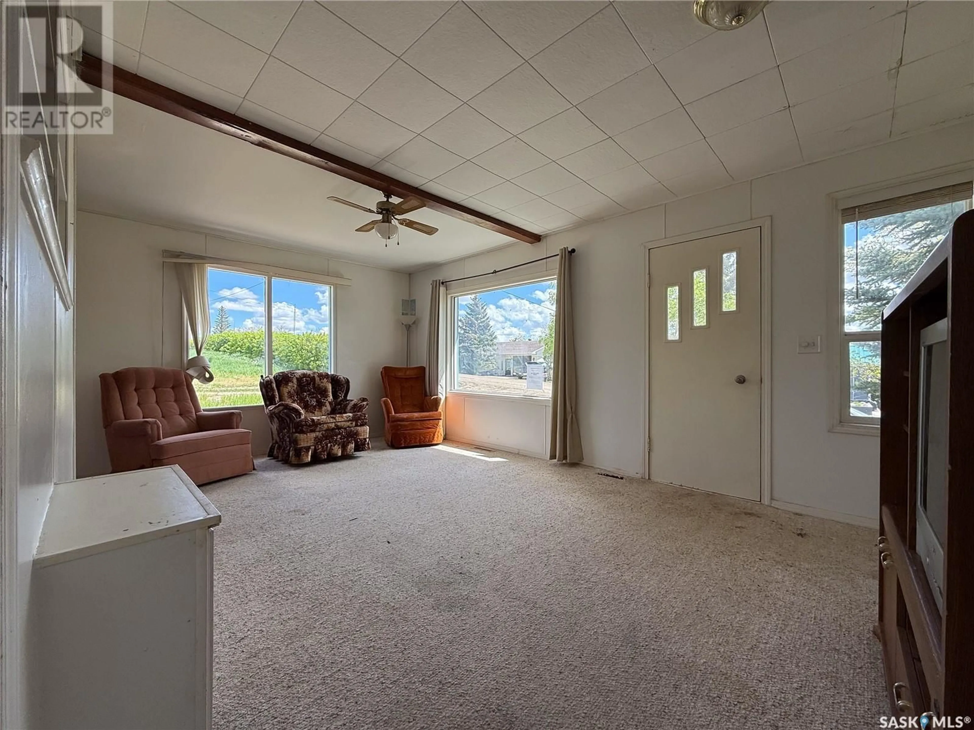 A pic of a room for 110 WAYNE STREET, Abbey Saskatchewan S0N0A0