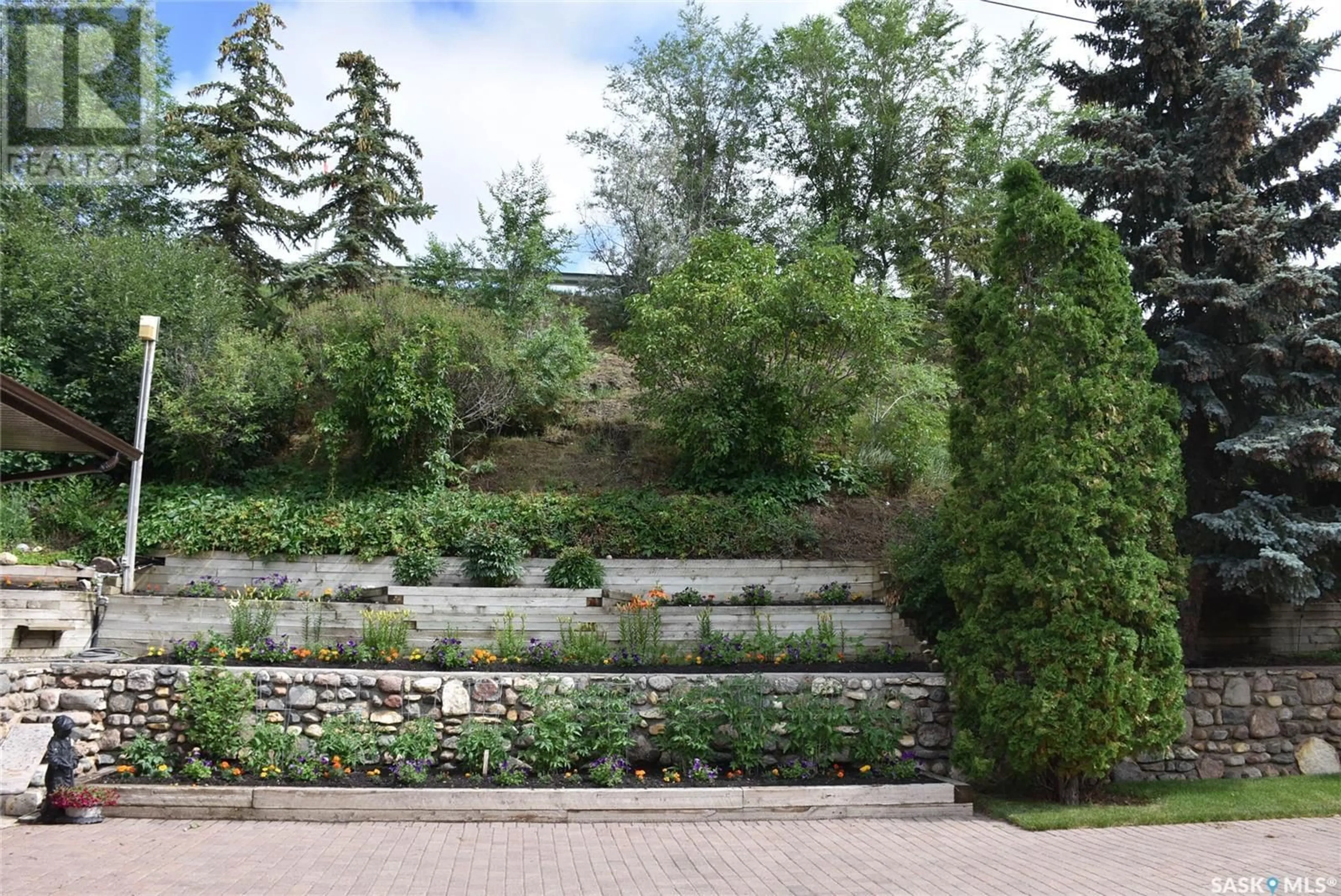 Patio, unknown for 52 PASQUA LAKE ROAD, North Qu'Appelle Rm No. 187 Saskatchewan S0G1S0