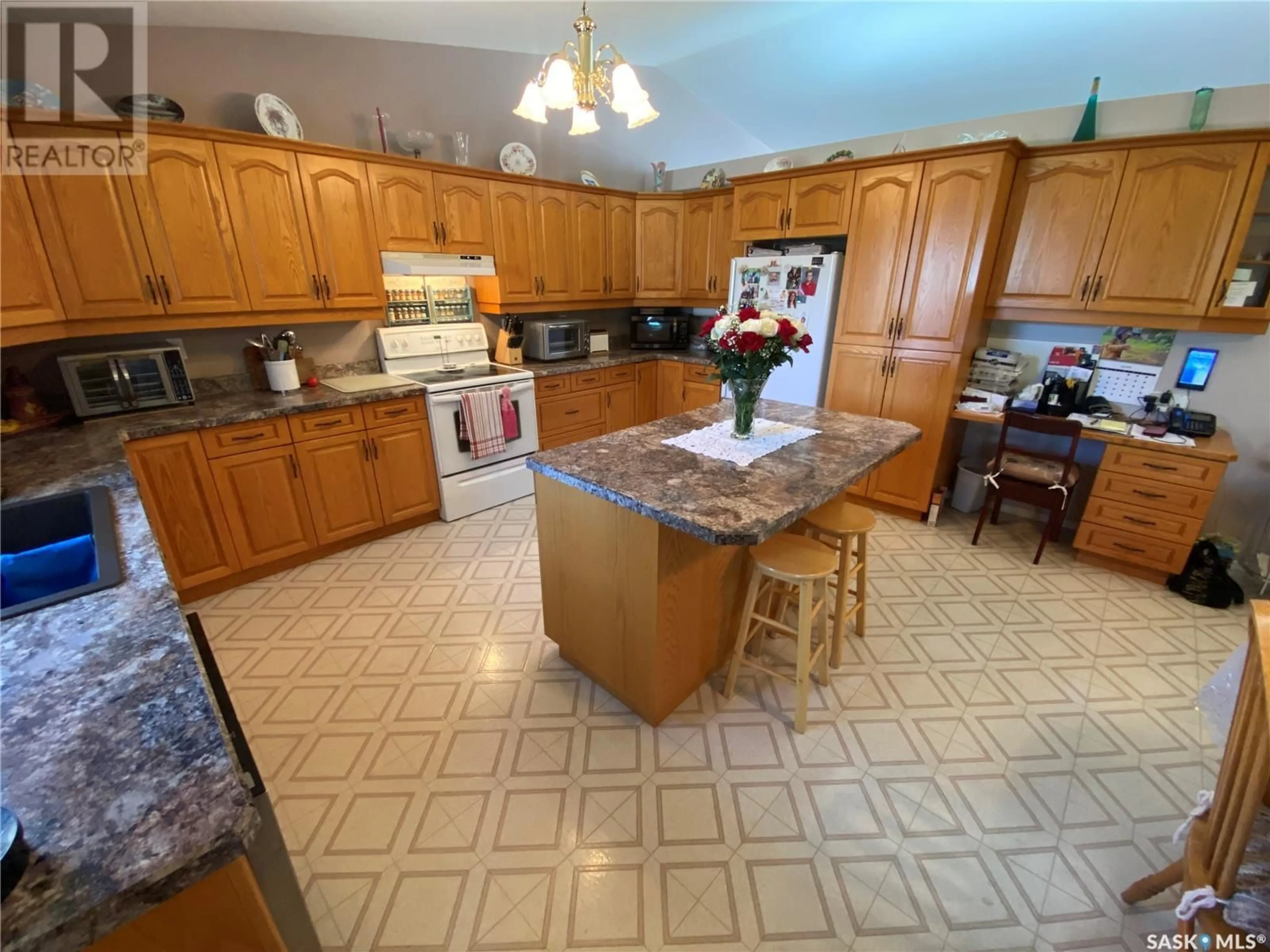 Unknown for 142 CALDWELL DRIVE, Yorkton Saskatchewan S3N4A5
