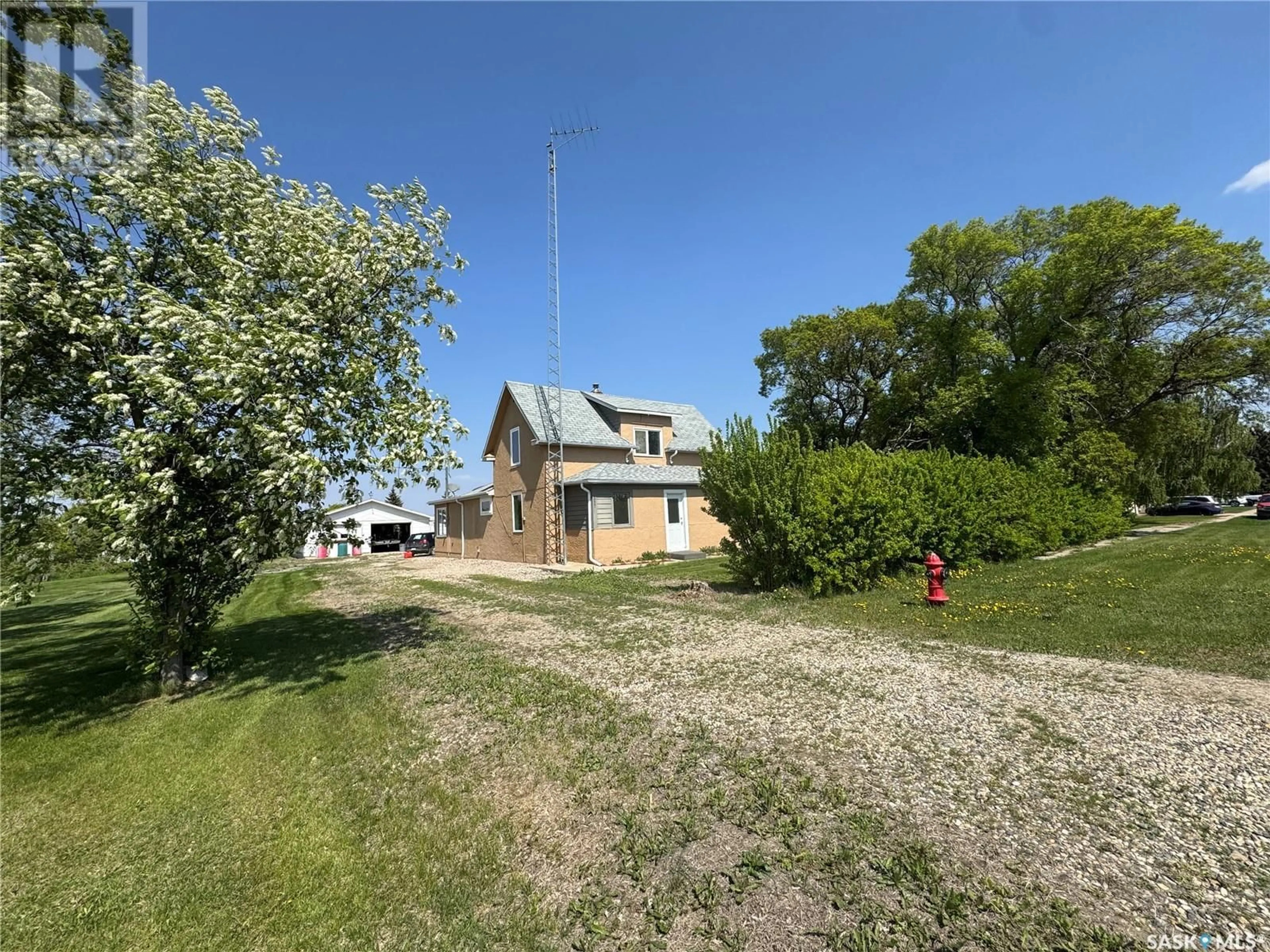 A pic from outside/outdoor area/front of a property/back of a property/a pic from drone, building for 317 3RD AVENUE, Nokomis Saskatchewan S0G3R0
