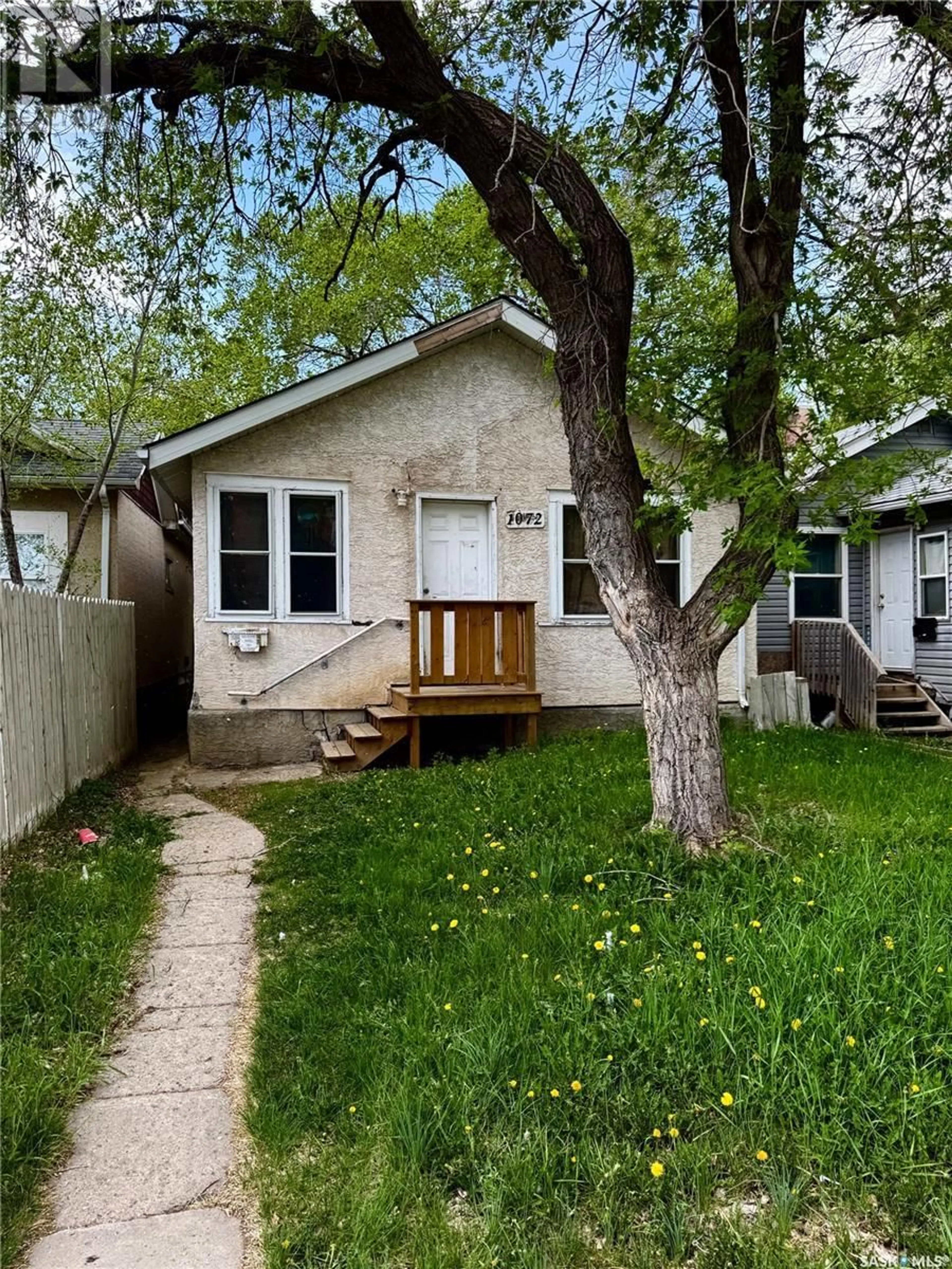 Unknown for 1072 ARGYLE STREET, Regina Saskatchewan S4T3R3