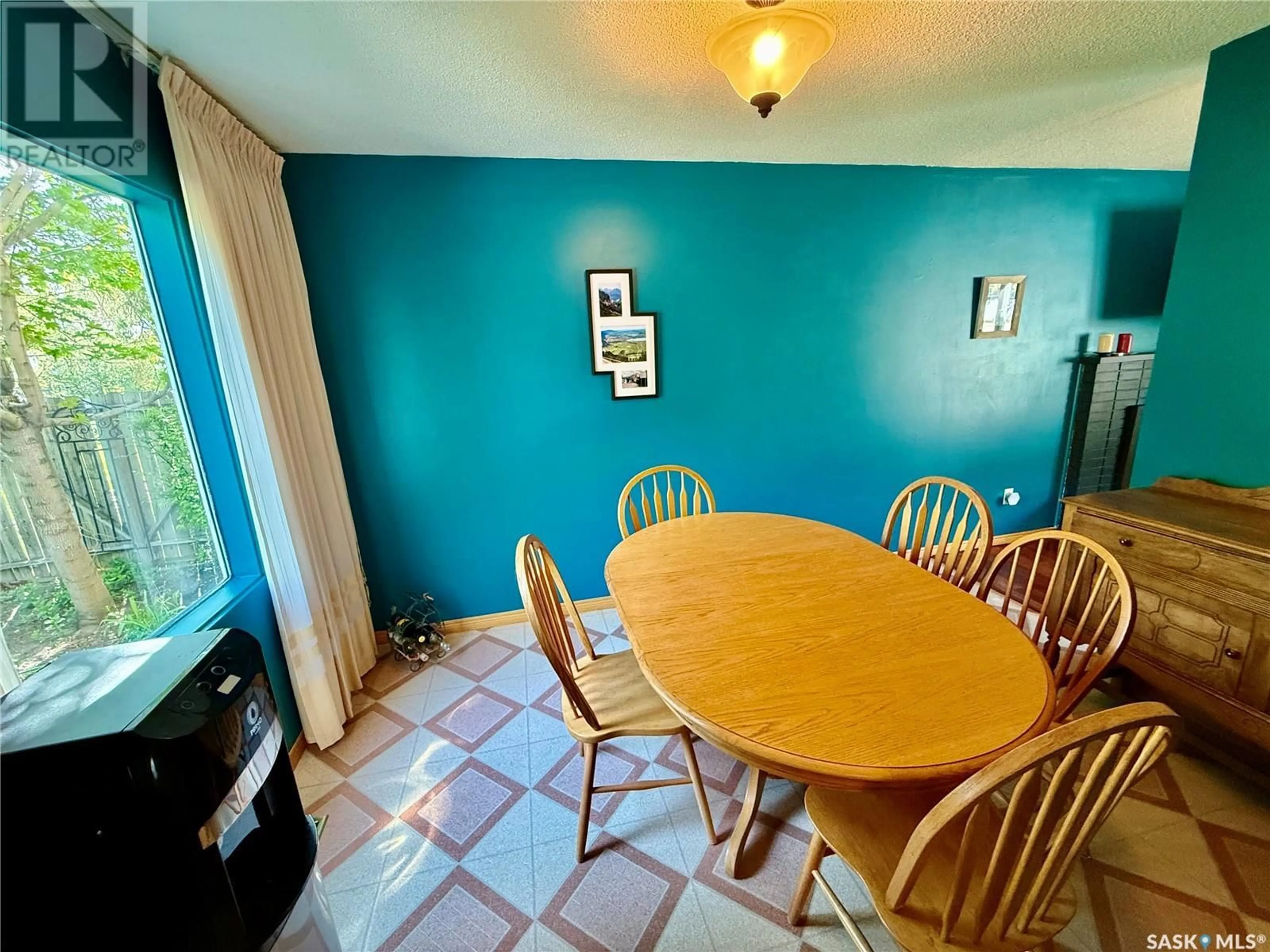 Dining room, unknown for 91 SUNSET DRIVE, Regina Saskatchewan S4S5V7