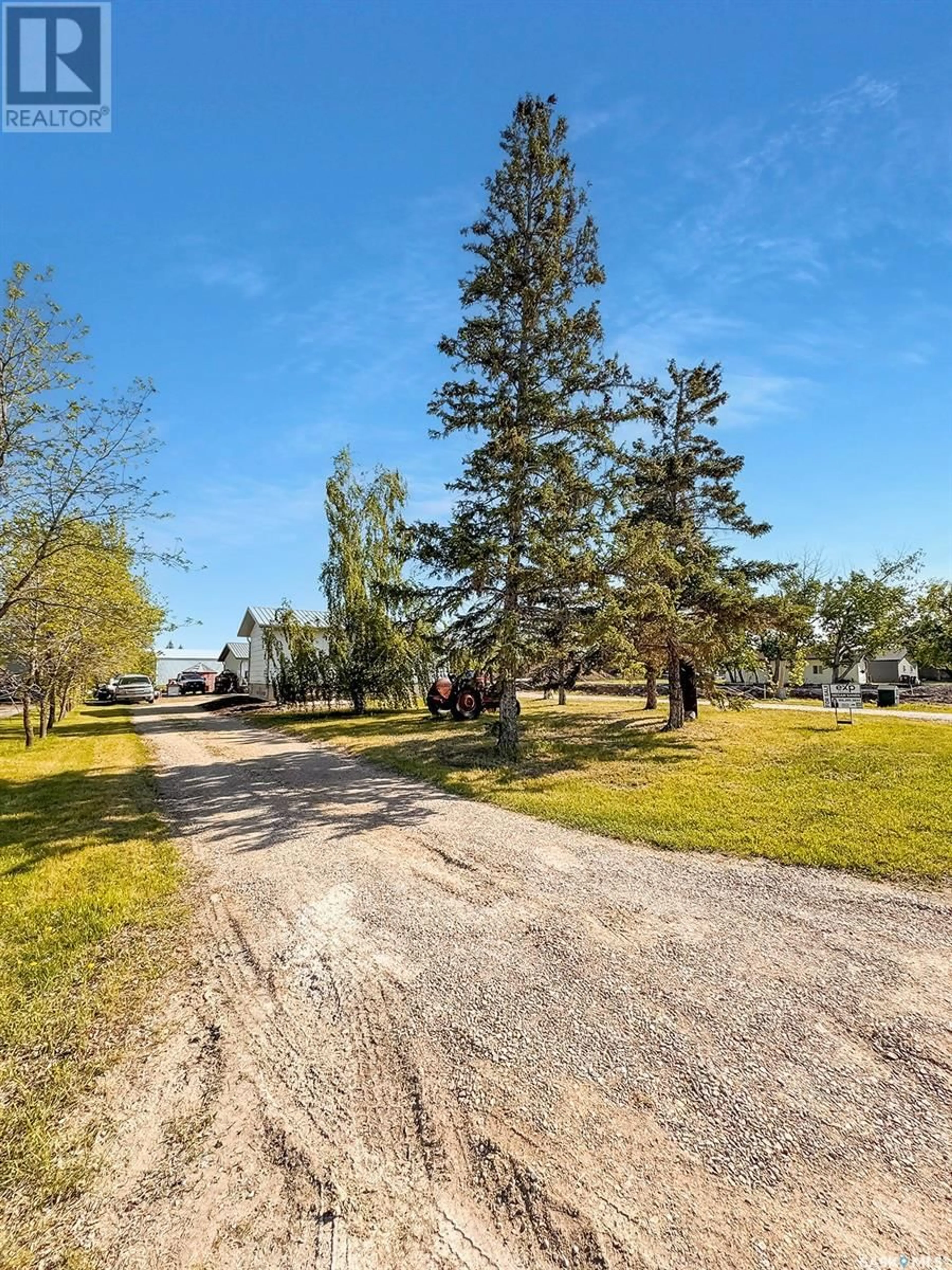 A pic from outside/outdoor area/front of a property/back of a property/a pic from drone, street for 124 SOUTH SERVICE ROAD, Hague Saskatchewan S0K1X0