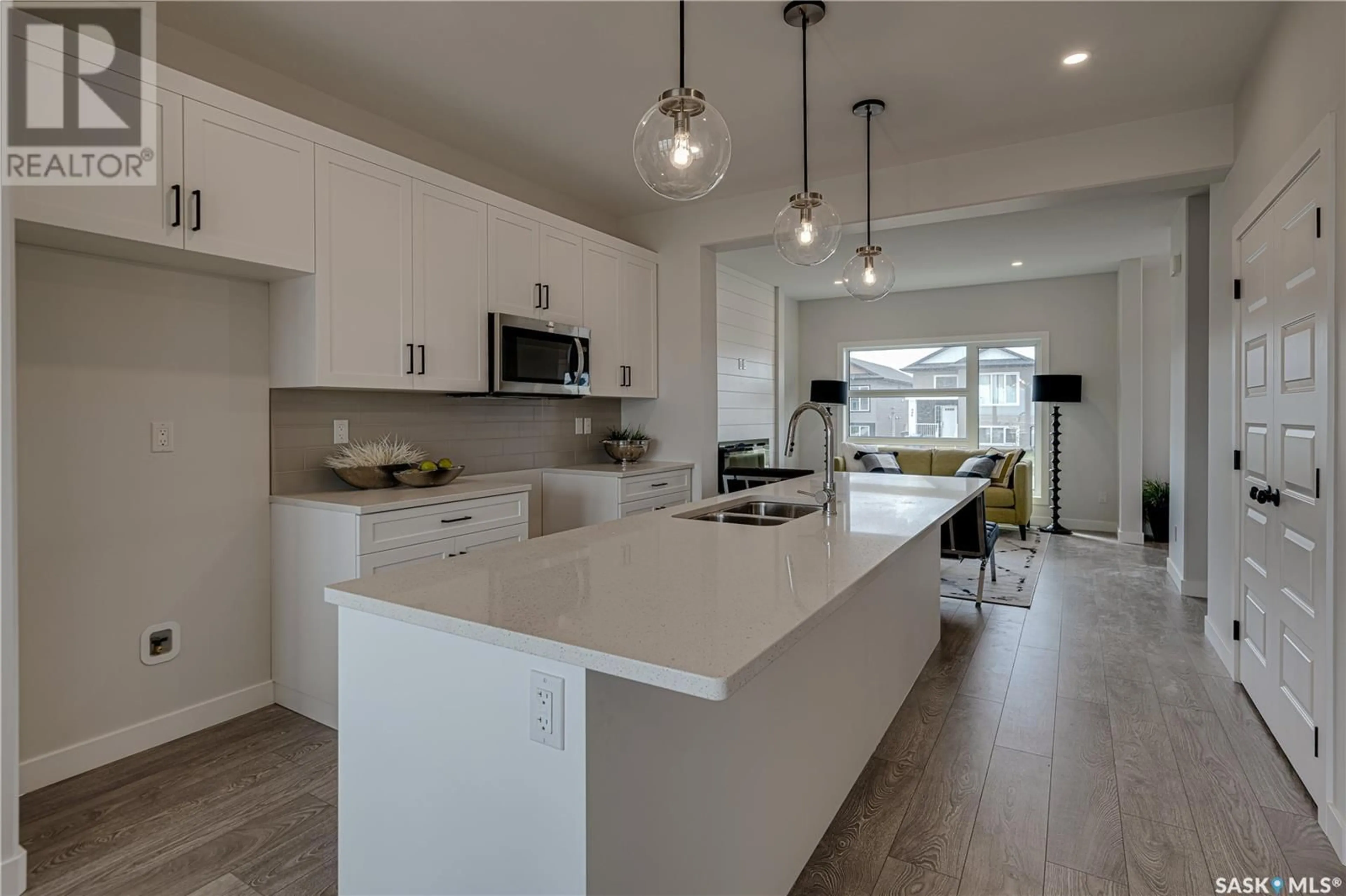 Open concept kitchen, ceramic/tile floor for 3116 GREEN TURTLE ROAD, Regina Saskatchewan S4V4B5