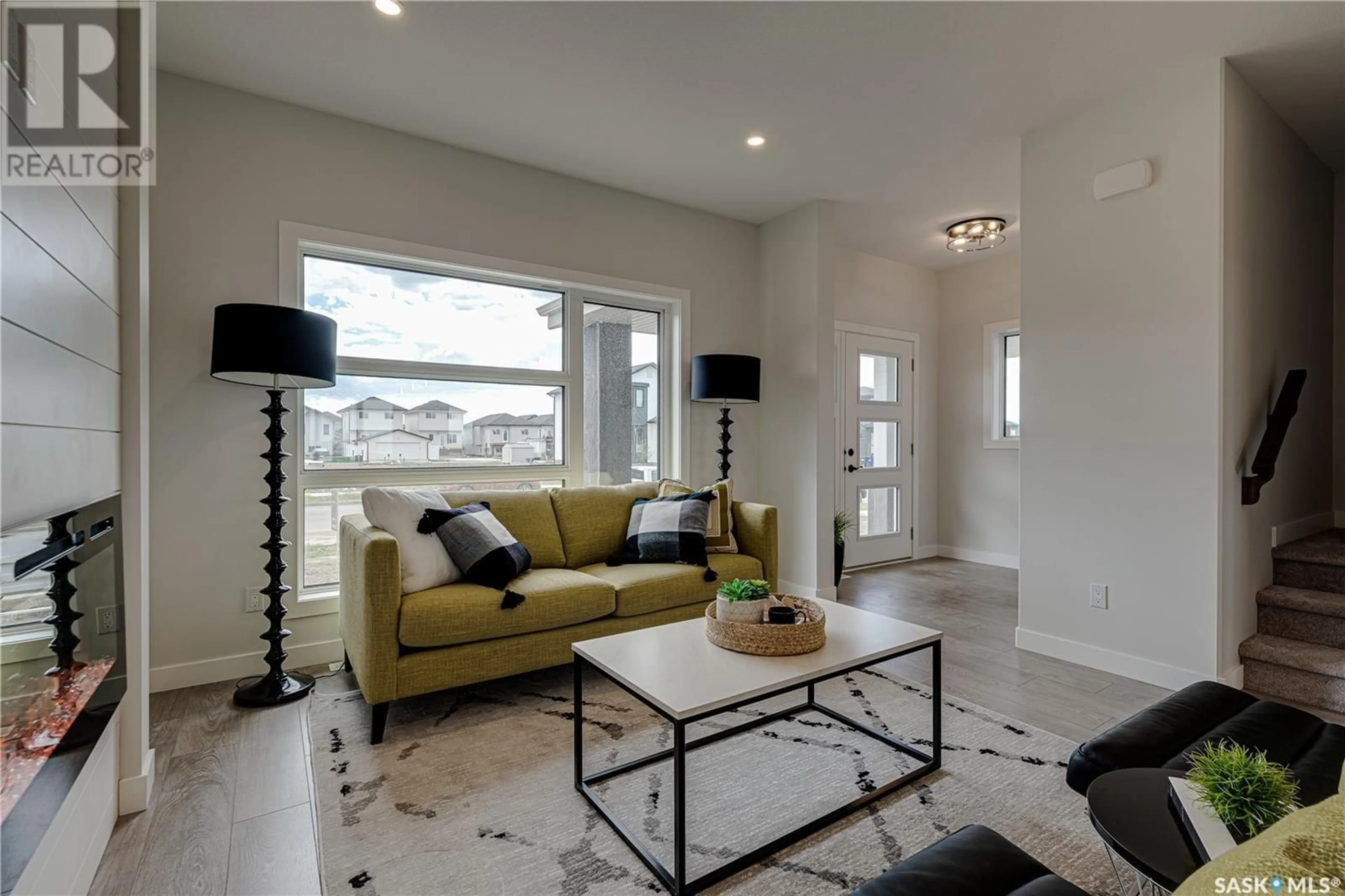 Living room with furniture, unknown for 3116 GREEN TURTLE ROAD, Regina Saskatchewan S4V4B5
