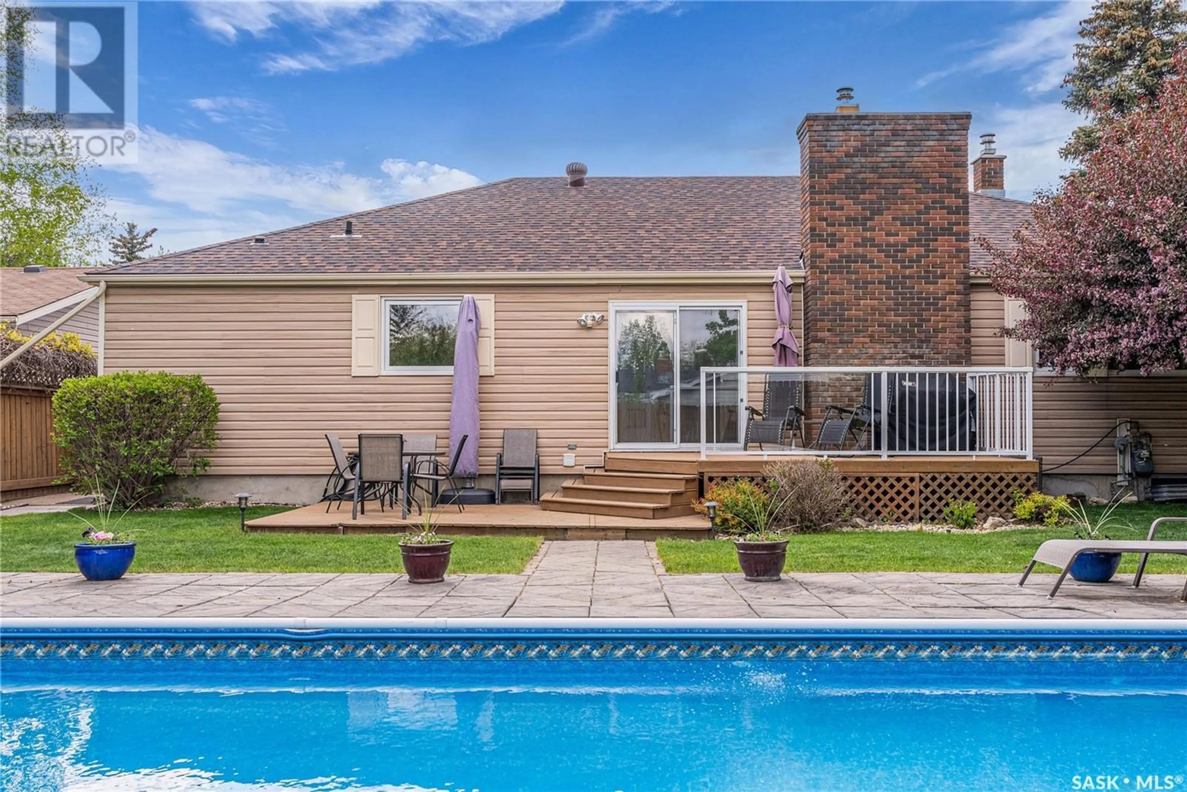 Unknown for 411 TRENT CRESCENT, Saskatoon Saskatchewan S7H4V2