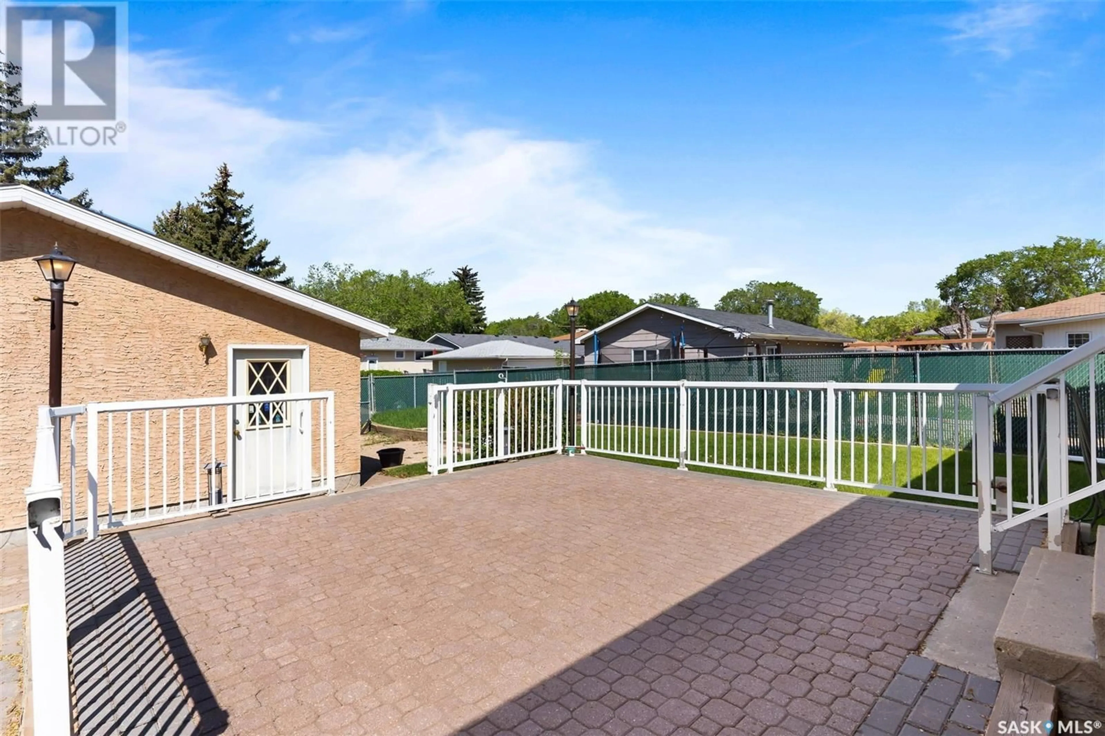 Patio, street for 86 KENNEDY CRESCENT, Regina Saskatchewan S4R6G4