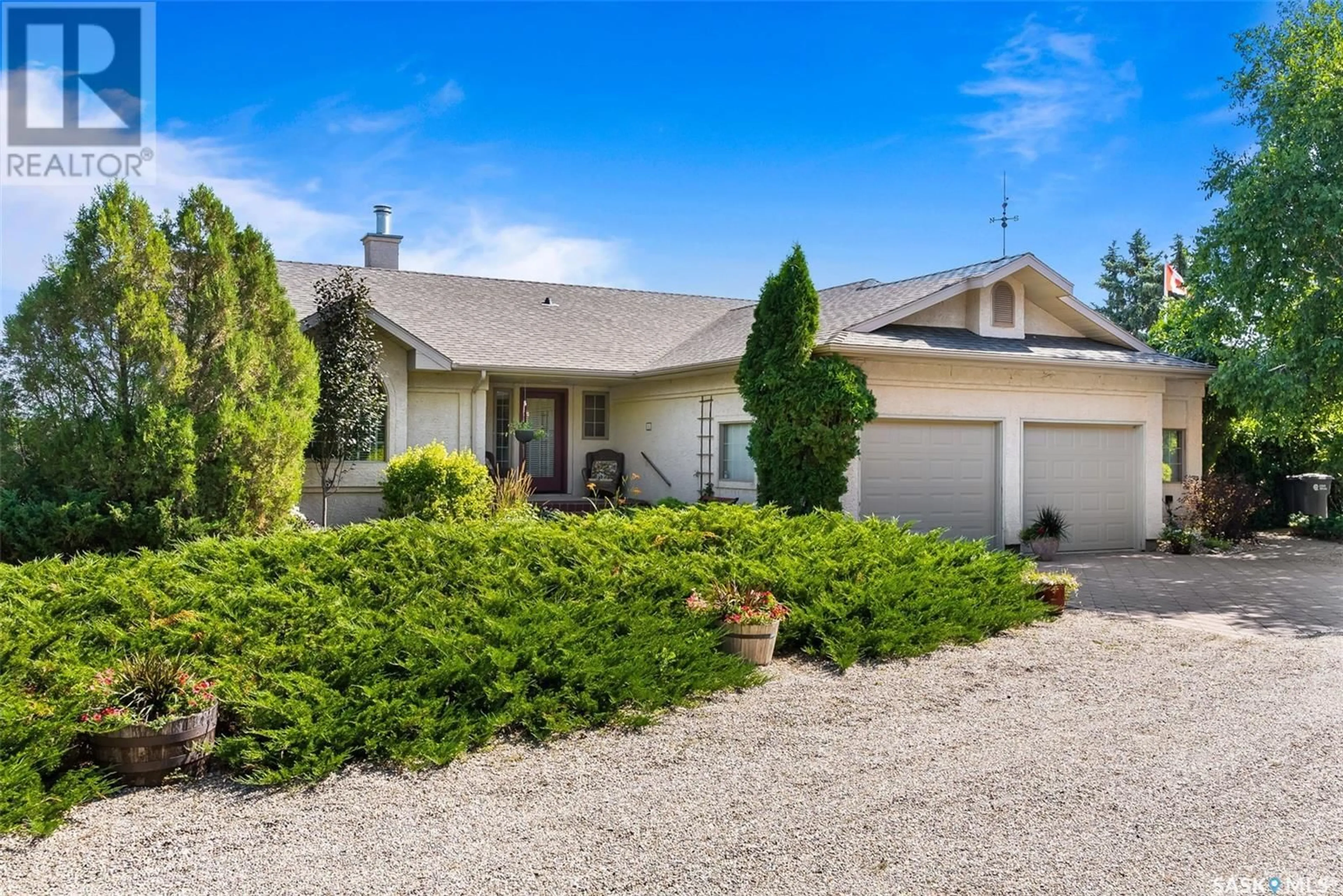 A pic from outside/outdoor area/front of a property/back of a property/a pic from drone, street for 120 CLARE WAY, Buena Vista Saskatchewan S2V1A1