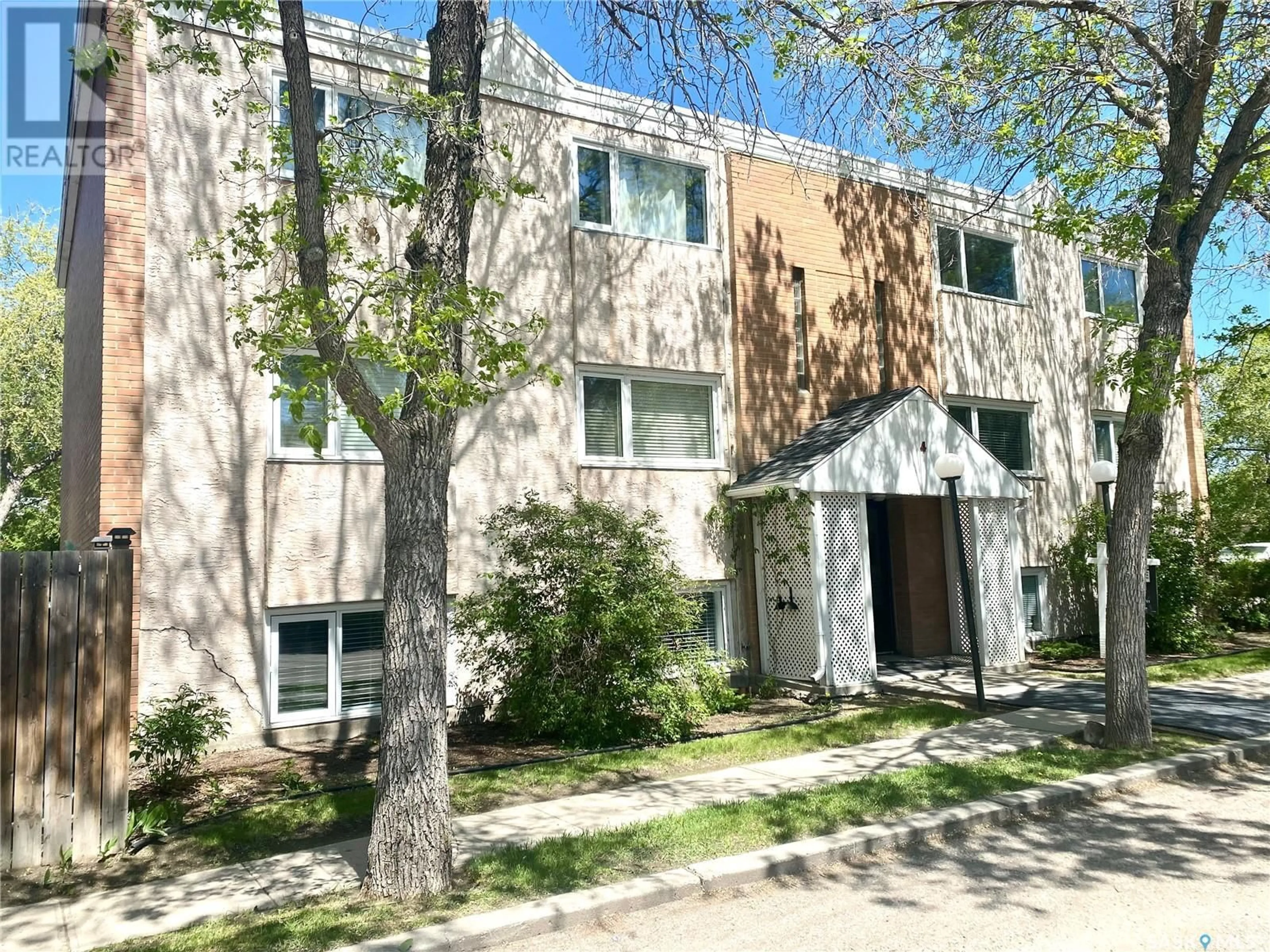 Unknown for 1 NEILL PLACE, Regina Saskatchewan S4N2V4