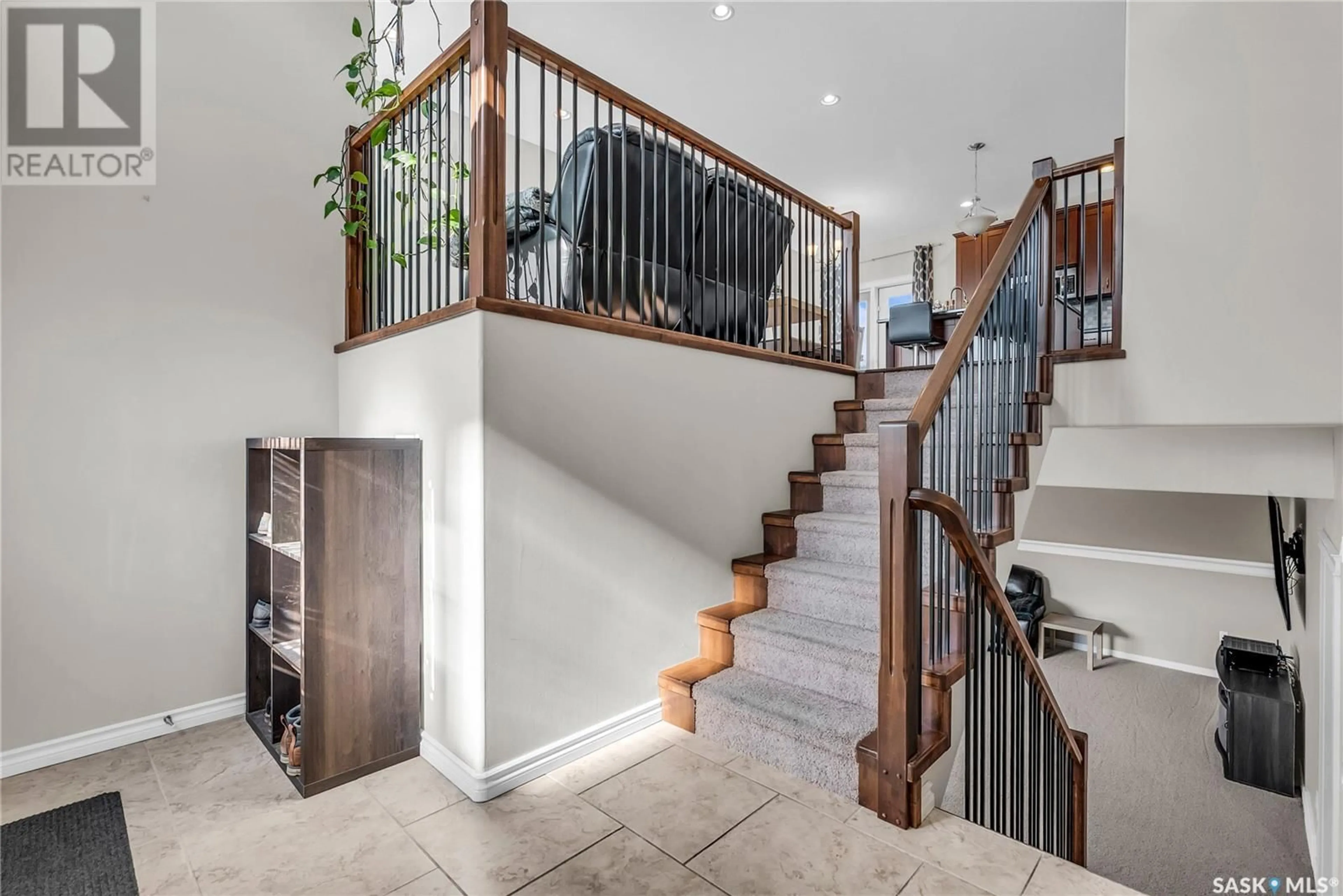 Stairs for 511 ANTLER CRESCENT, Warman Saskatchewan S0K4S1